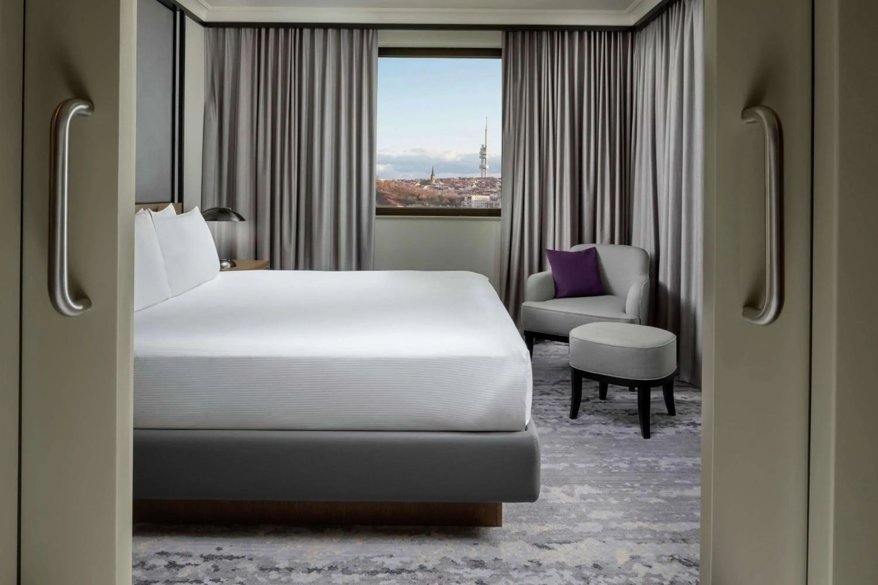 Junior Suite in Hilton Prague Hotel Junior Suite in Hilton Prague Hotel