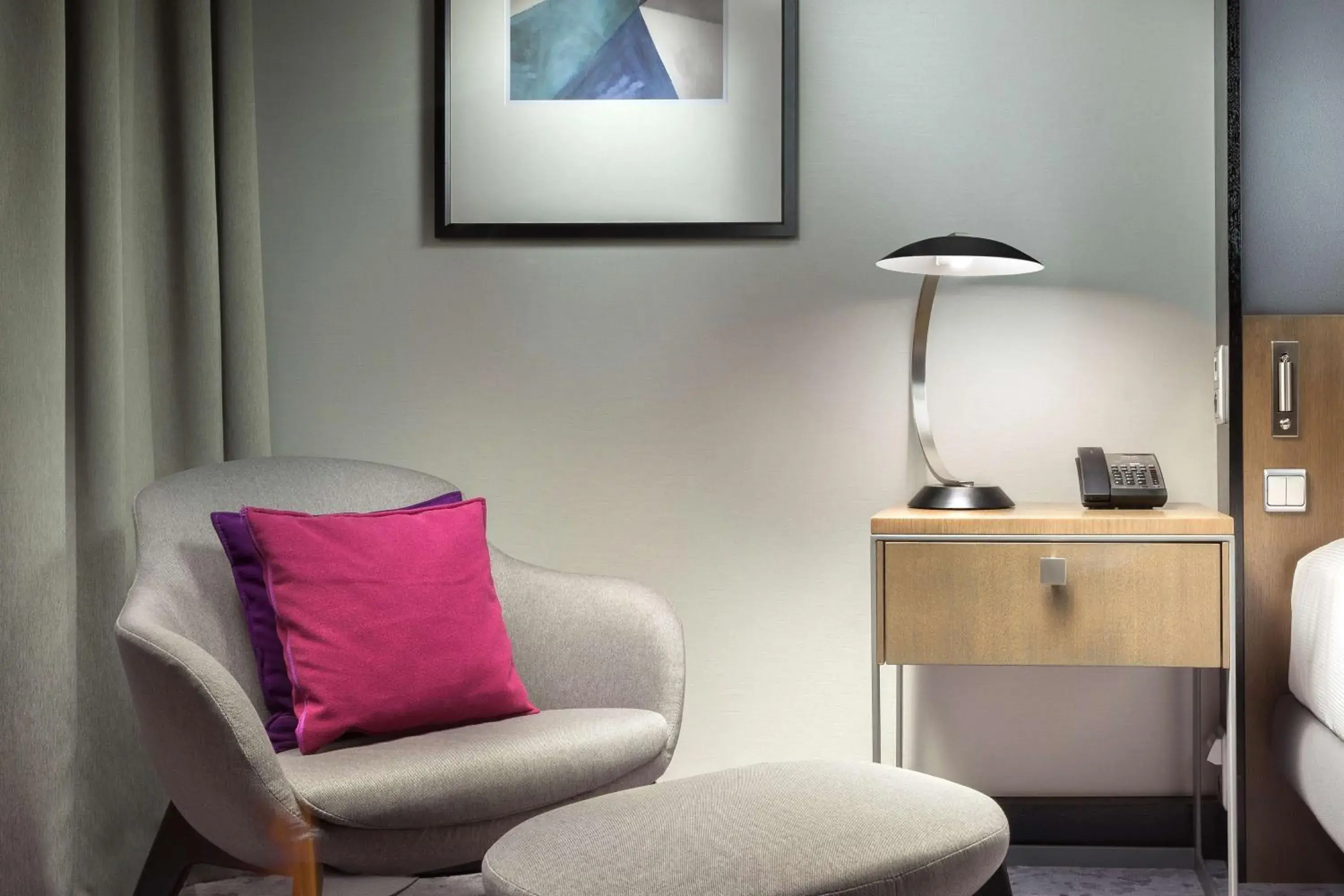 Deluxe Twin Room with River View in Hilton Prague Hotel Deluxe Twin Room with River View in Hilton Prague Hotel