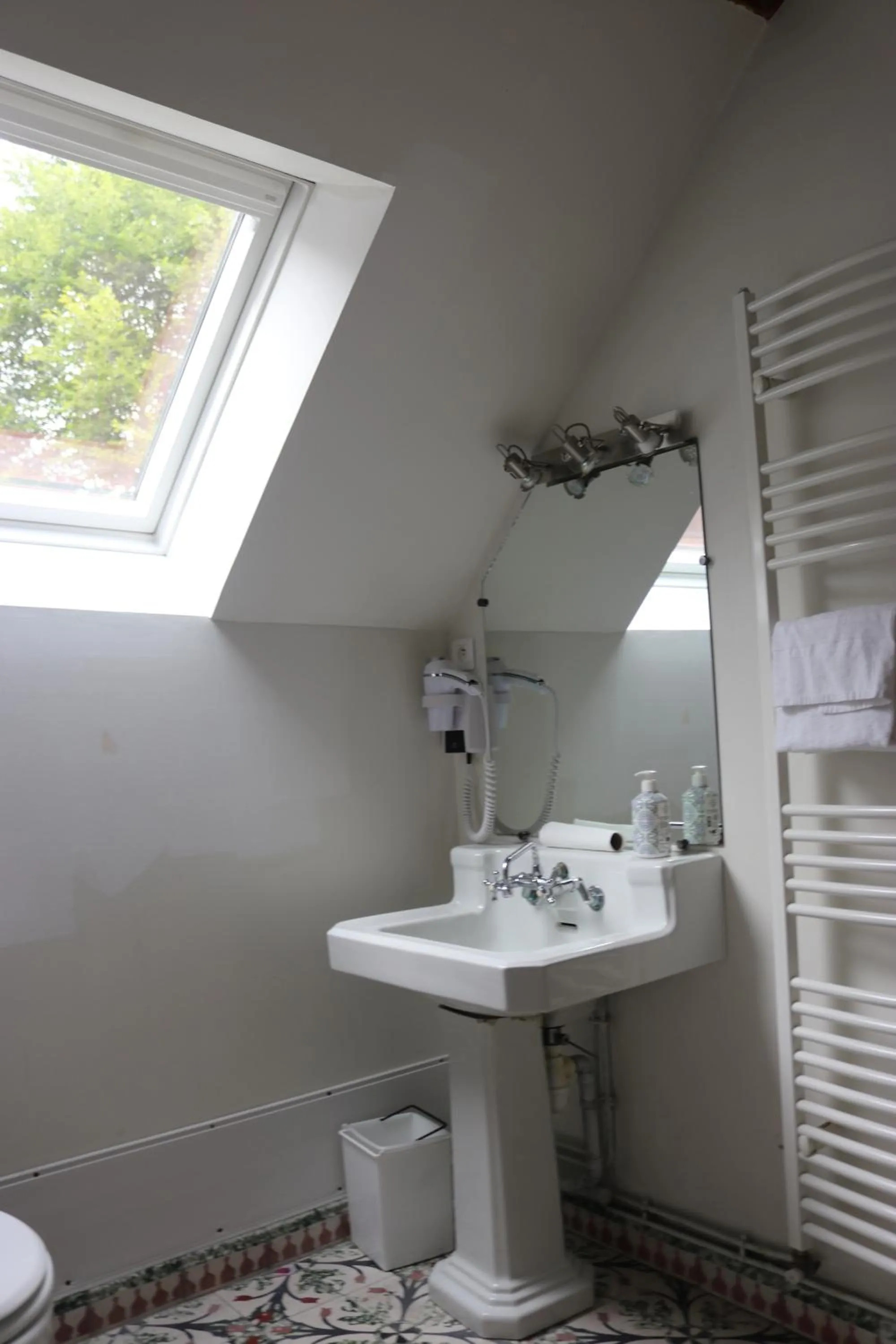 Bathroom in Maison d'hôtes Moulin du Bas Pesé