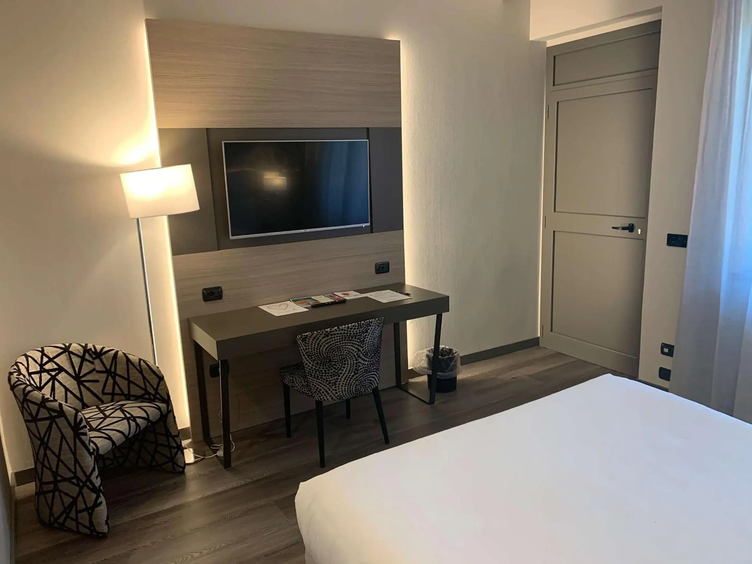Standard Single Room in Hotel Sirio - Sure Hotel Collection by Best Western Standard Single Room in Hotel Sirio - Sure Hotel Collection by Best Western