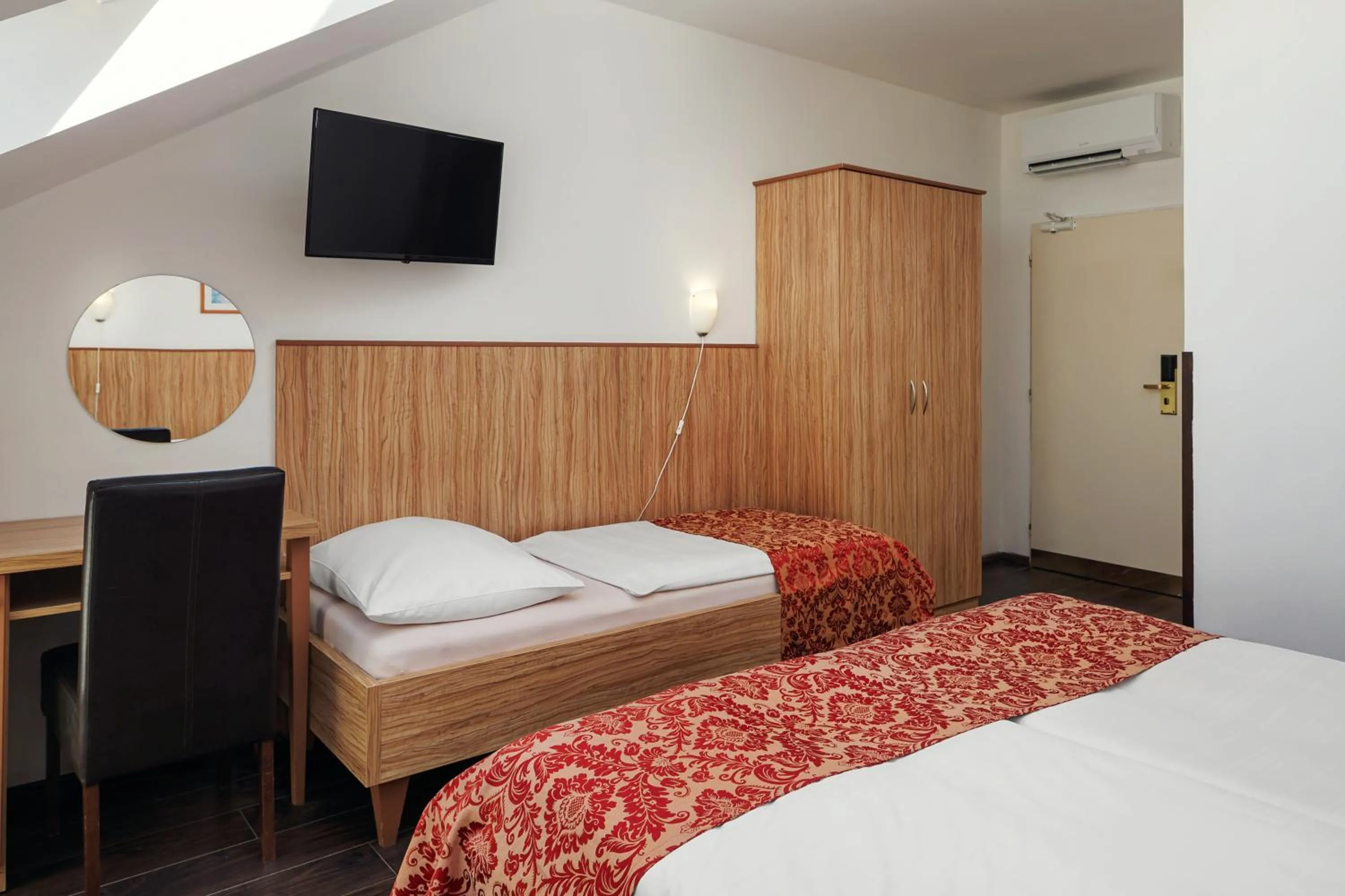 Bed in Hotel Superior Prague