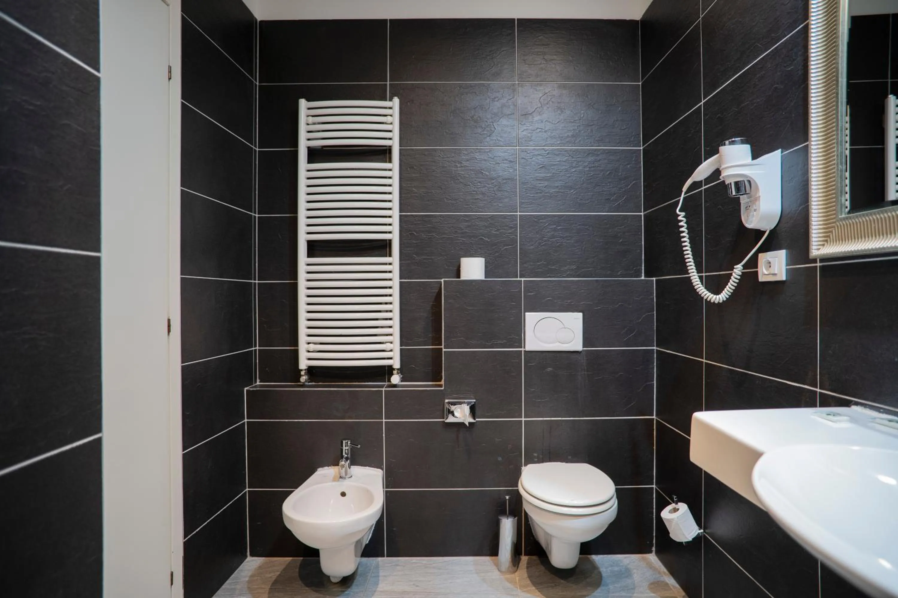 Bathroom in Hotel Assenzio Prague