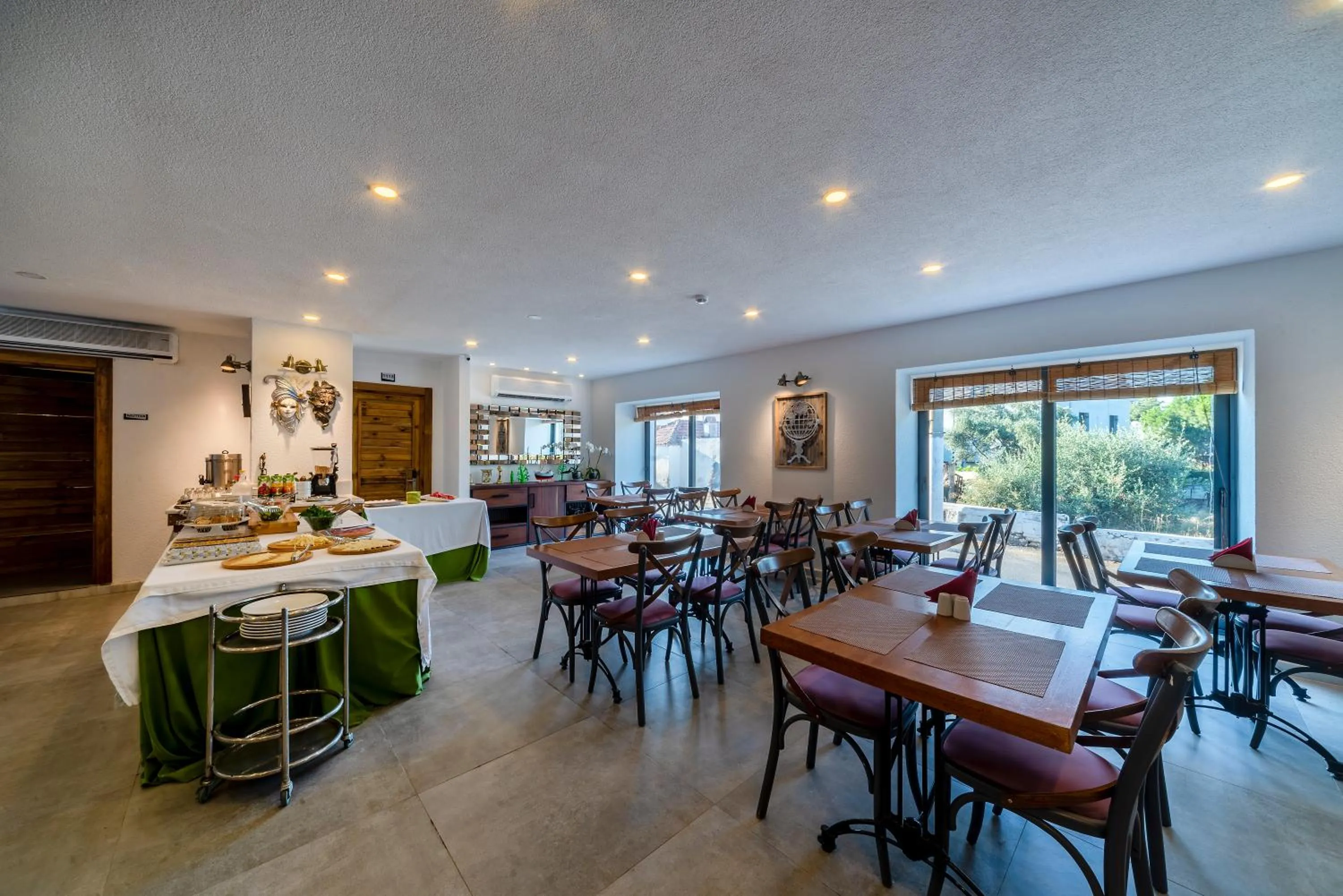 Restaurant/places to eat in laden hotel bodrum