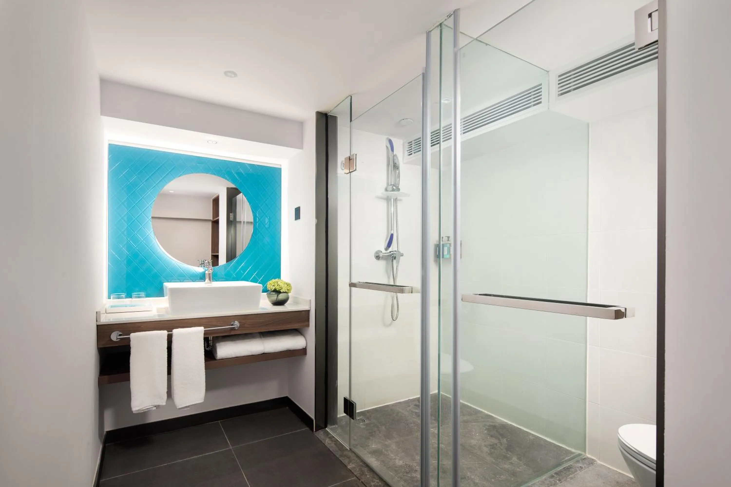 Bathroom in Holiday Inn Express Chongli by IHG