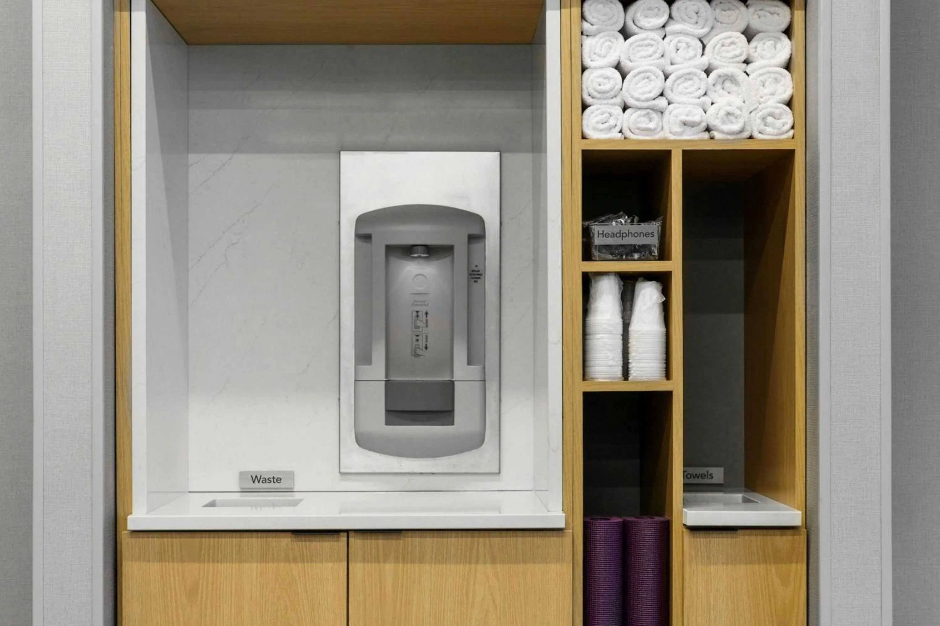 Area and facilities in Courtyard by Marriott Indianapolis Fishers