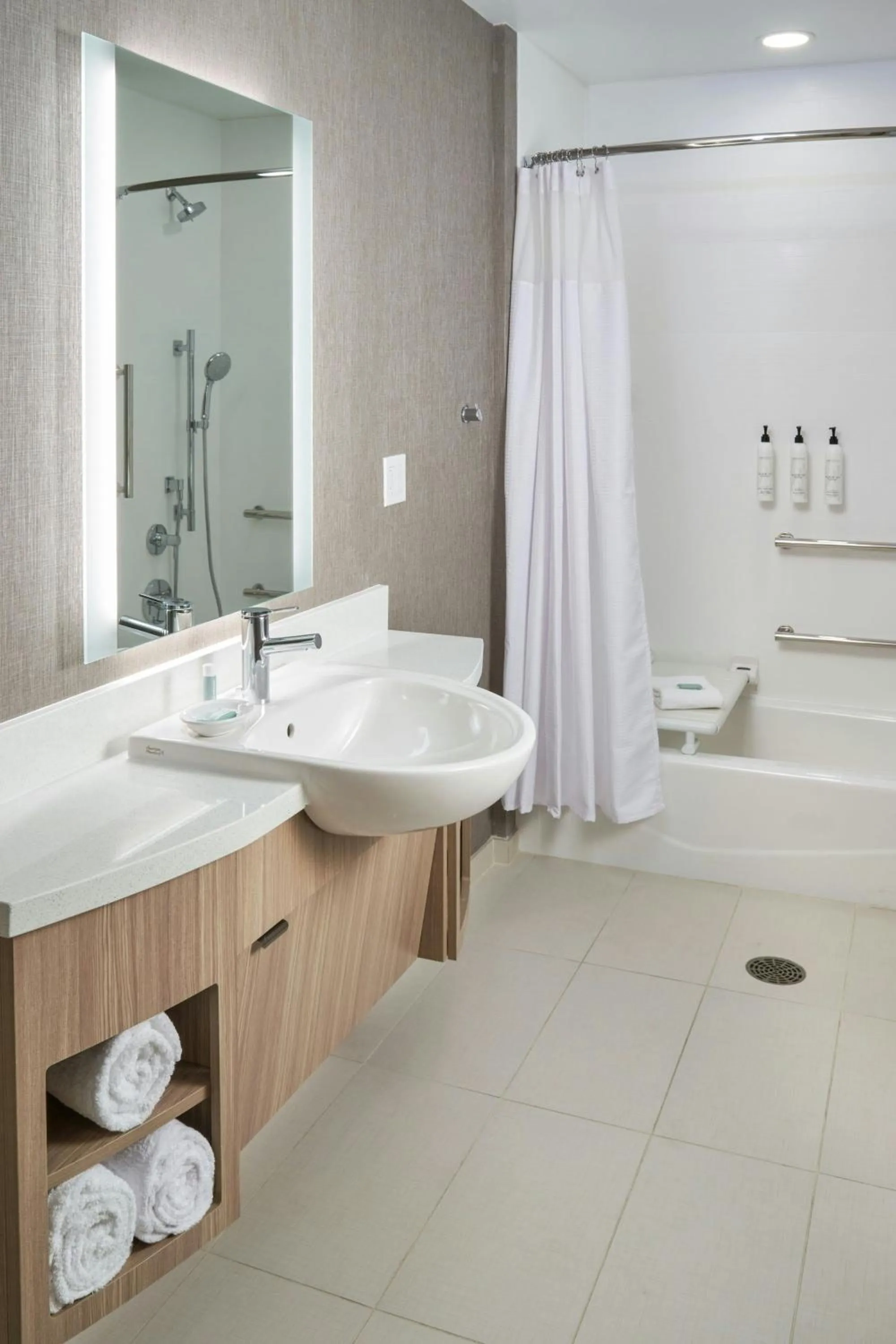 Bathroom in SpringHill Suites by Marriott Winter Park