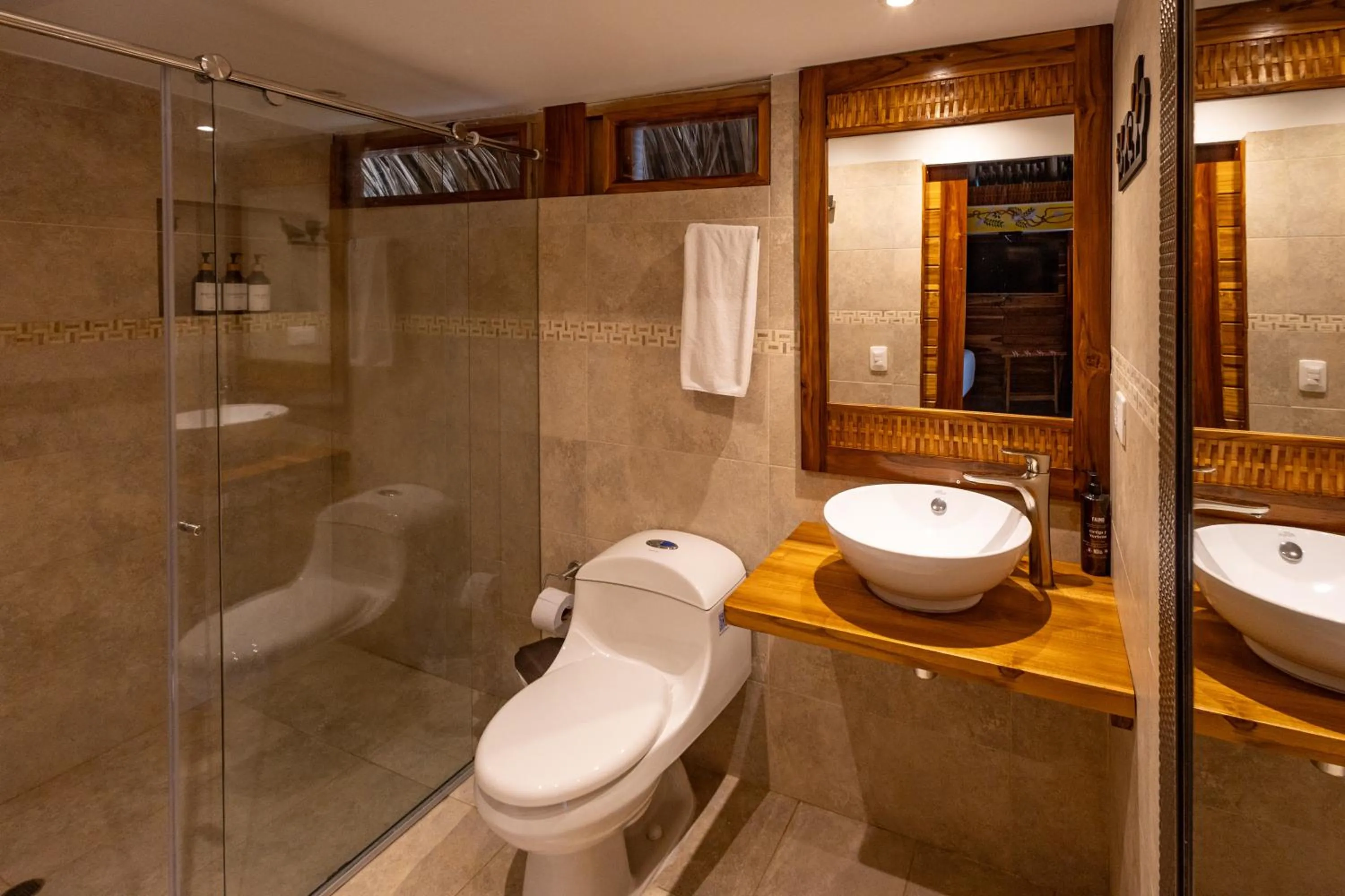 Bathroom in Hotel Isla del Sol