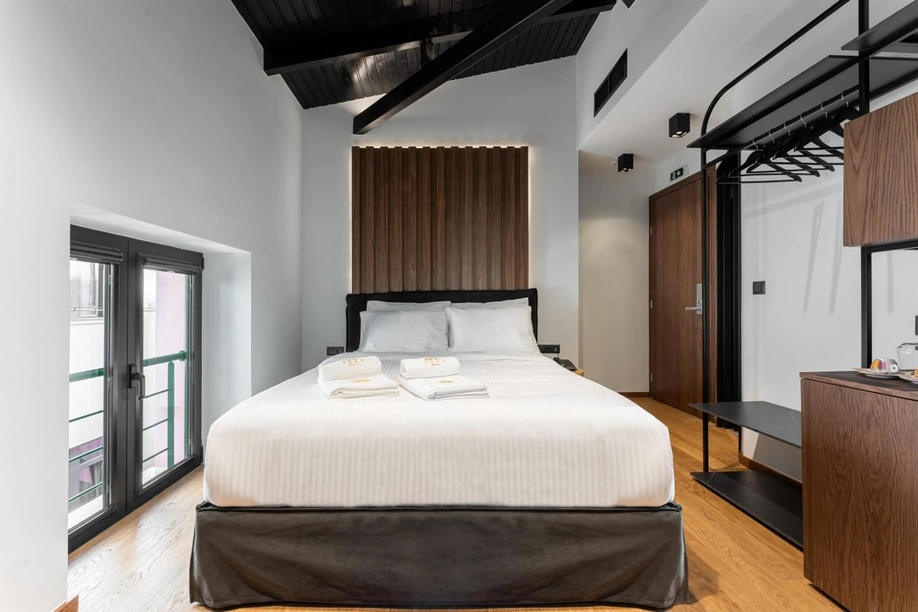 Bedroom, Bed in Snob Athens