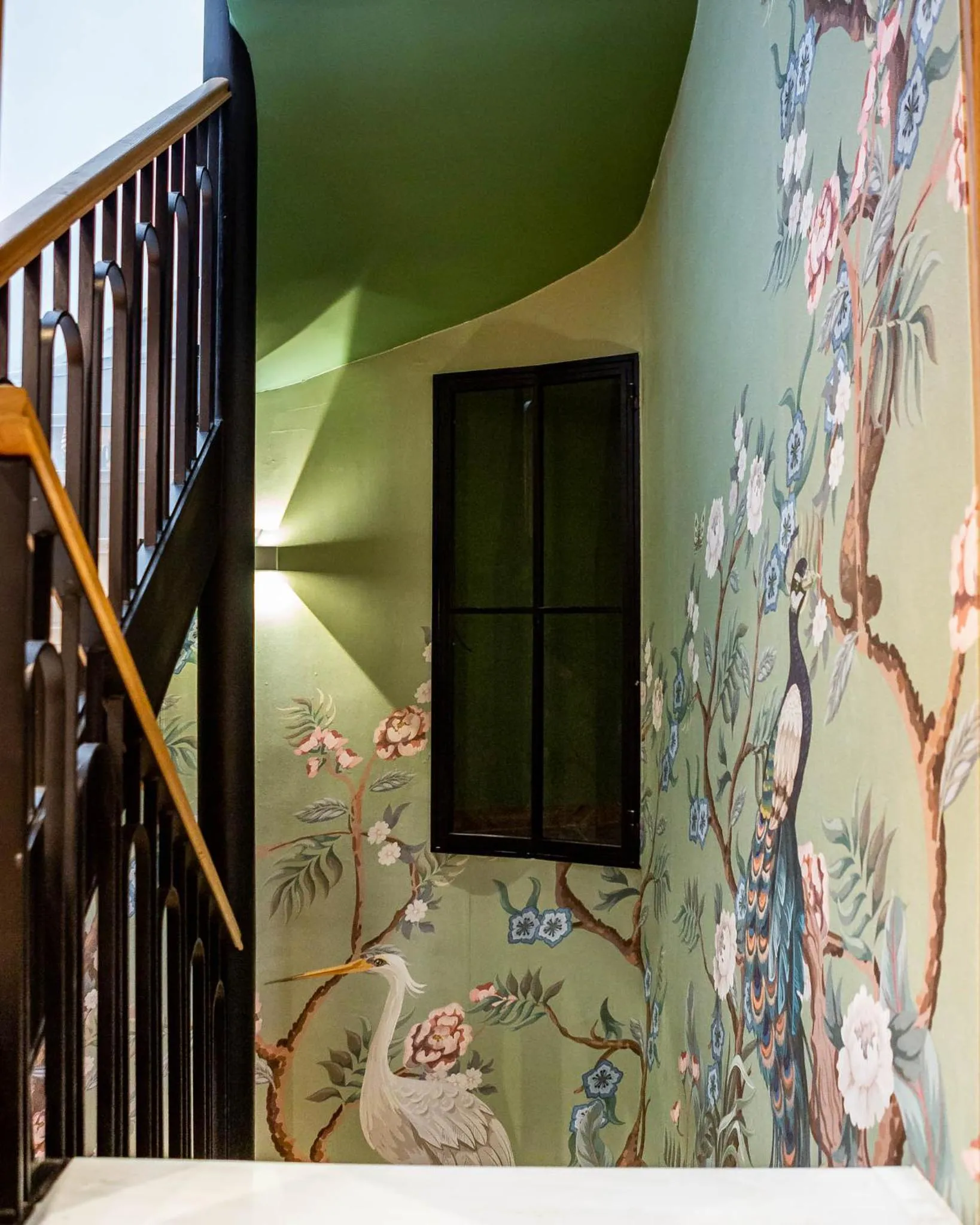 Property building in Snob Athens