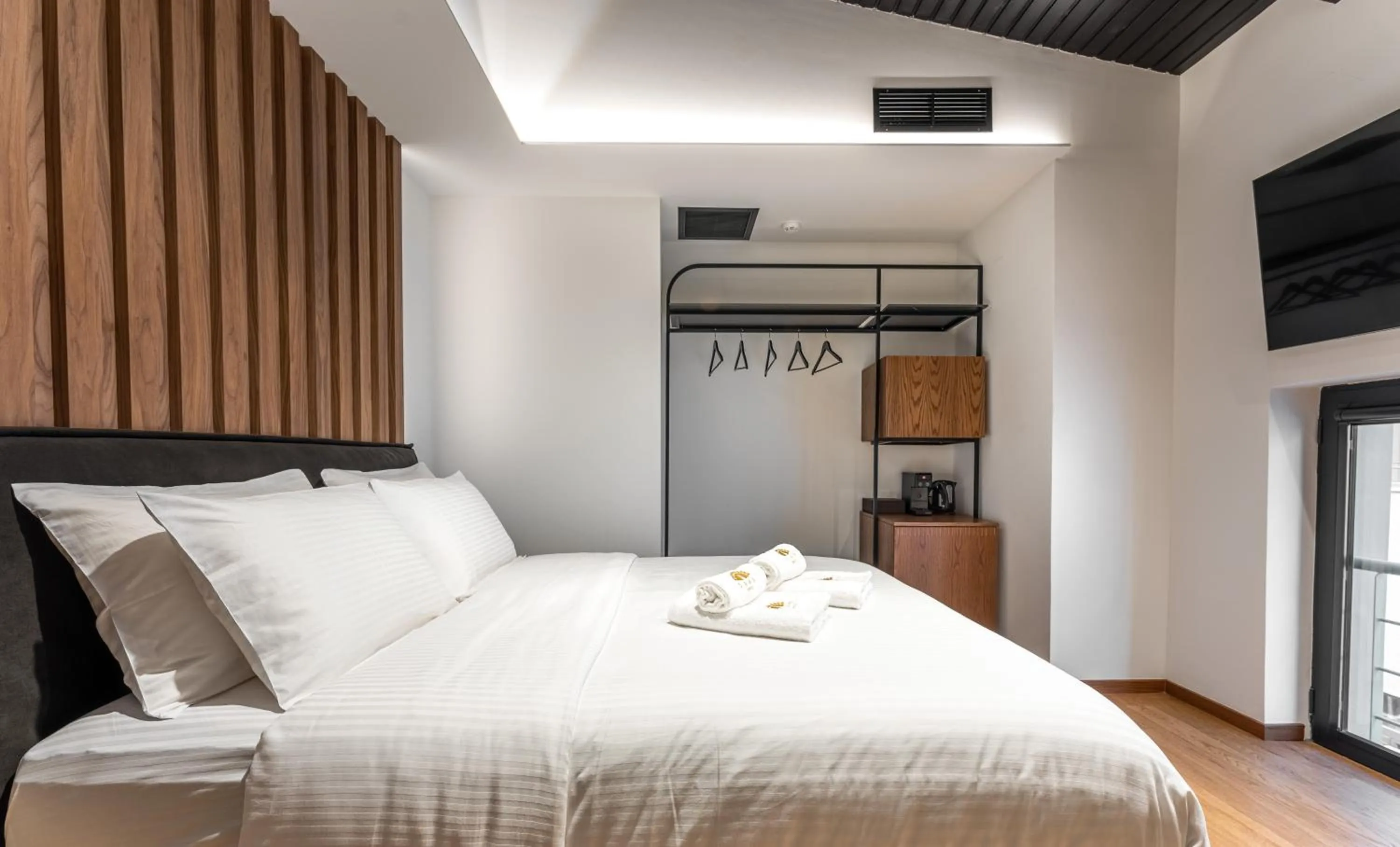 Bedroom, Bed in Snob Athens