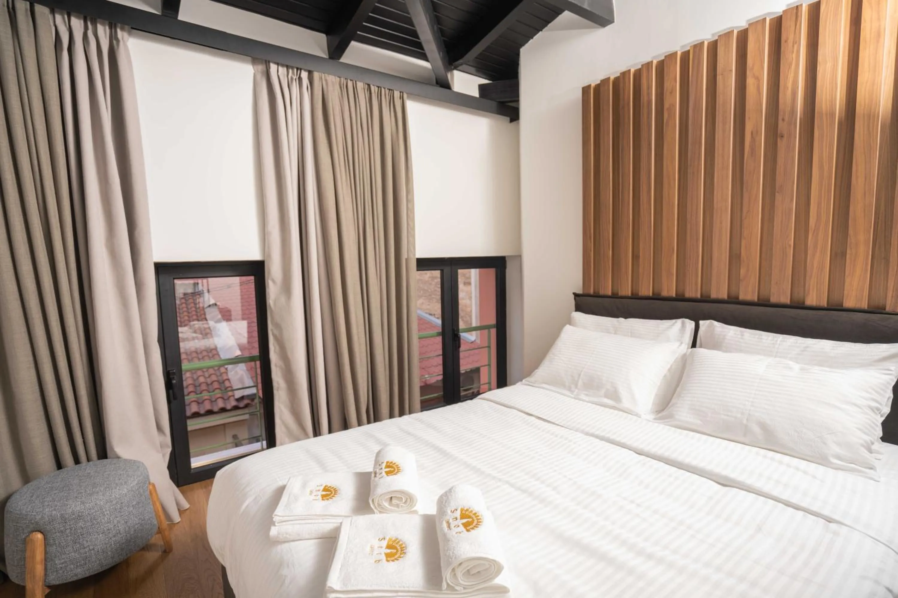 Bedroom, Bed in Snob Athens