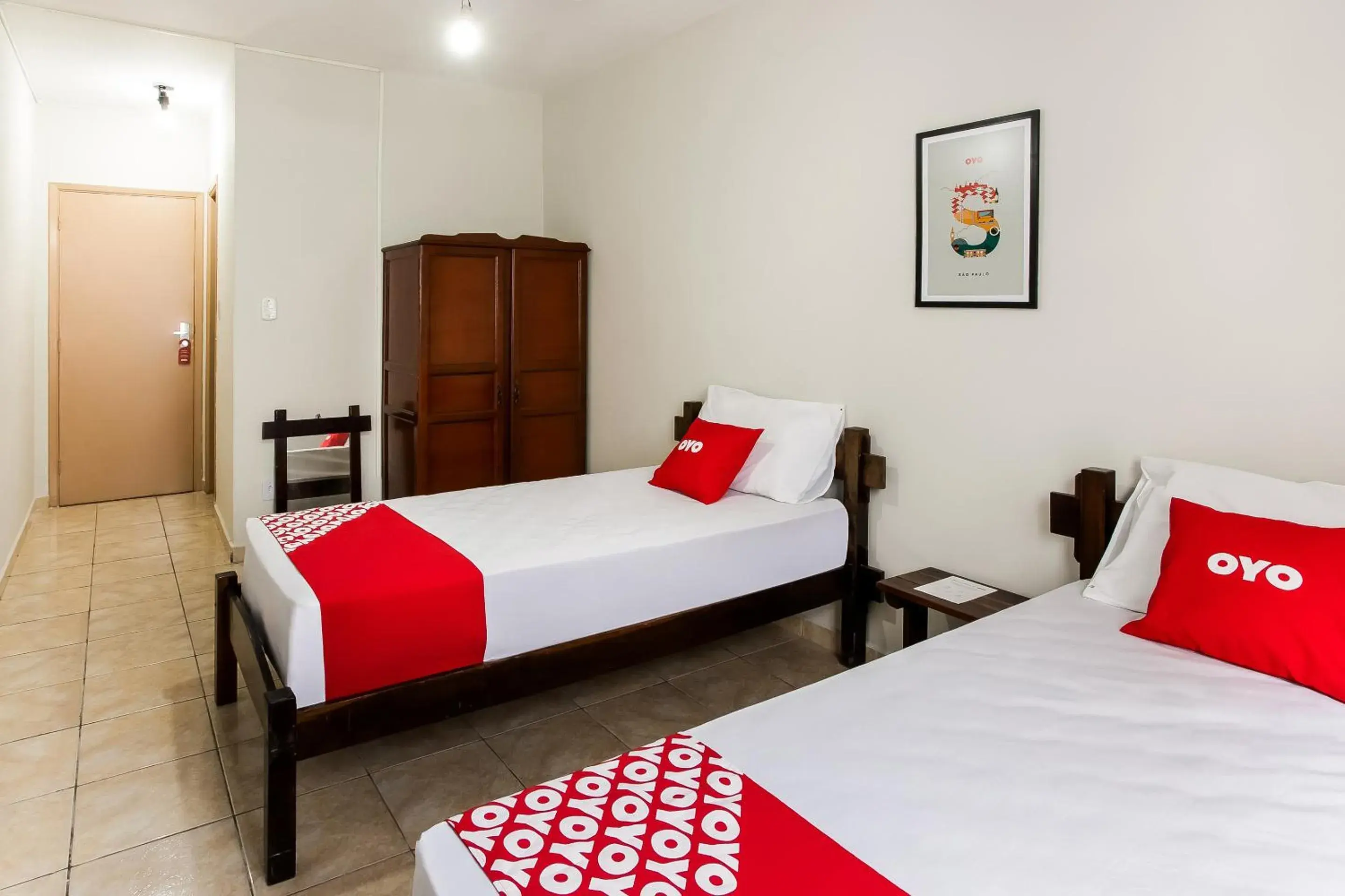 Twin Room in OYO Hotel Nobrega Aeroporto de Congonhas, São Paulo Twin Room in OYO Hotel Nobrega Aeroporto de Congonhas, São Paulo