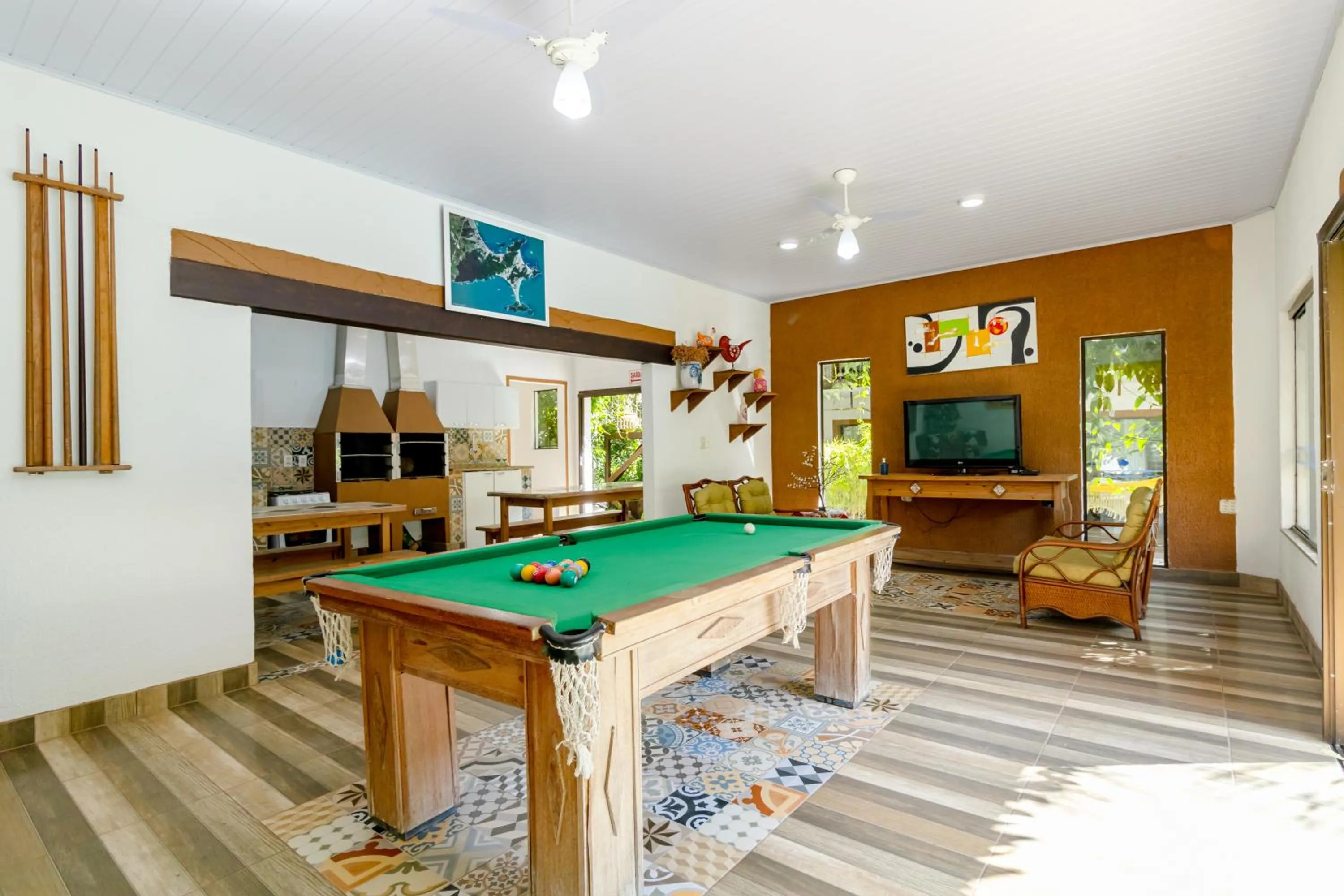 Communal lounge/ TV room in Pousada Don Pablo