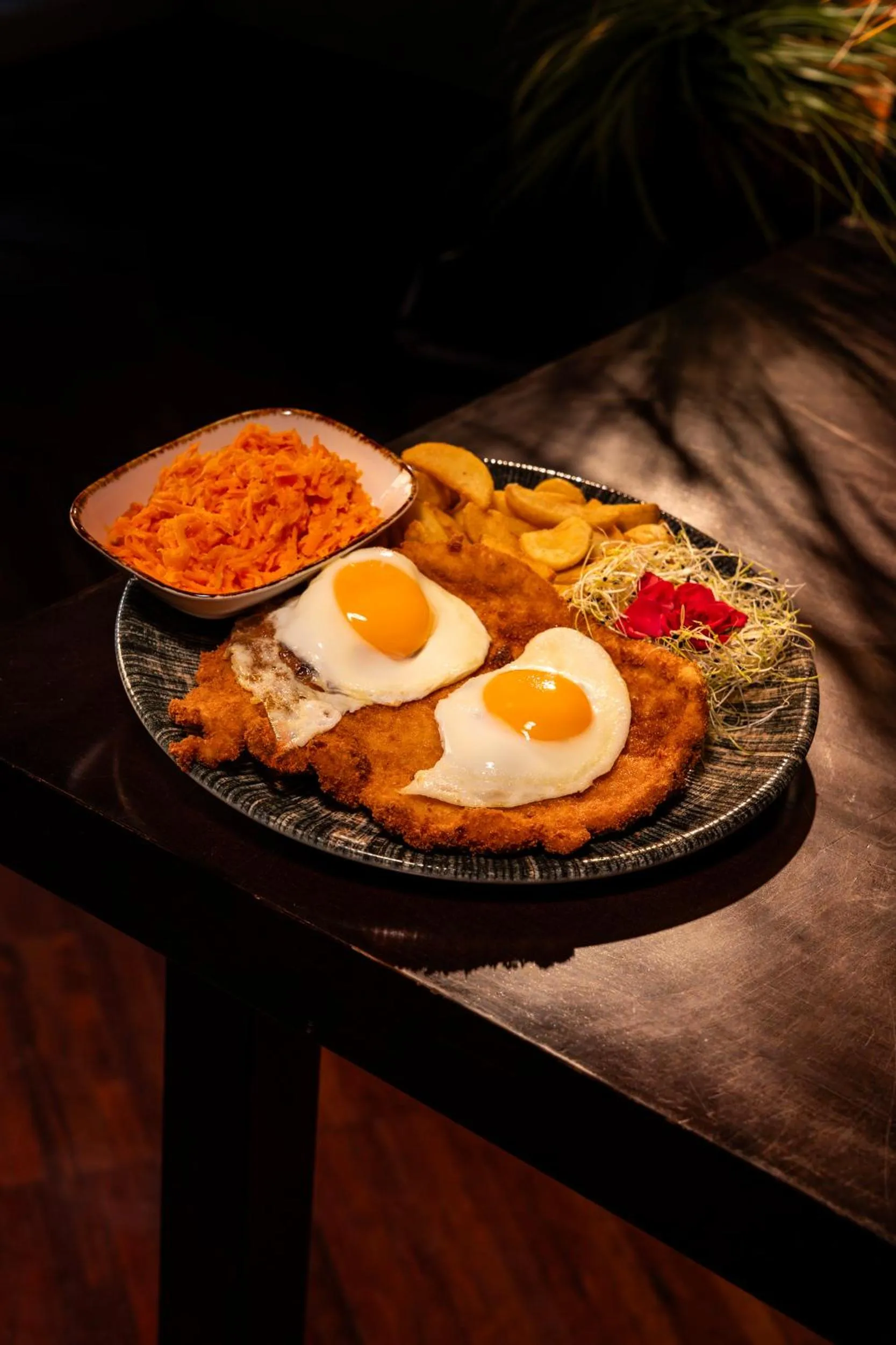 Restaurant/places to eat in Hotel Borowiecki