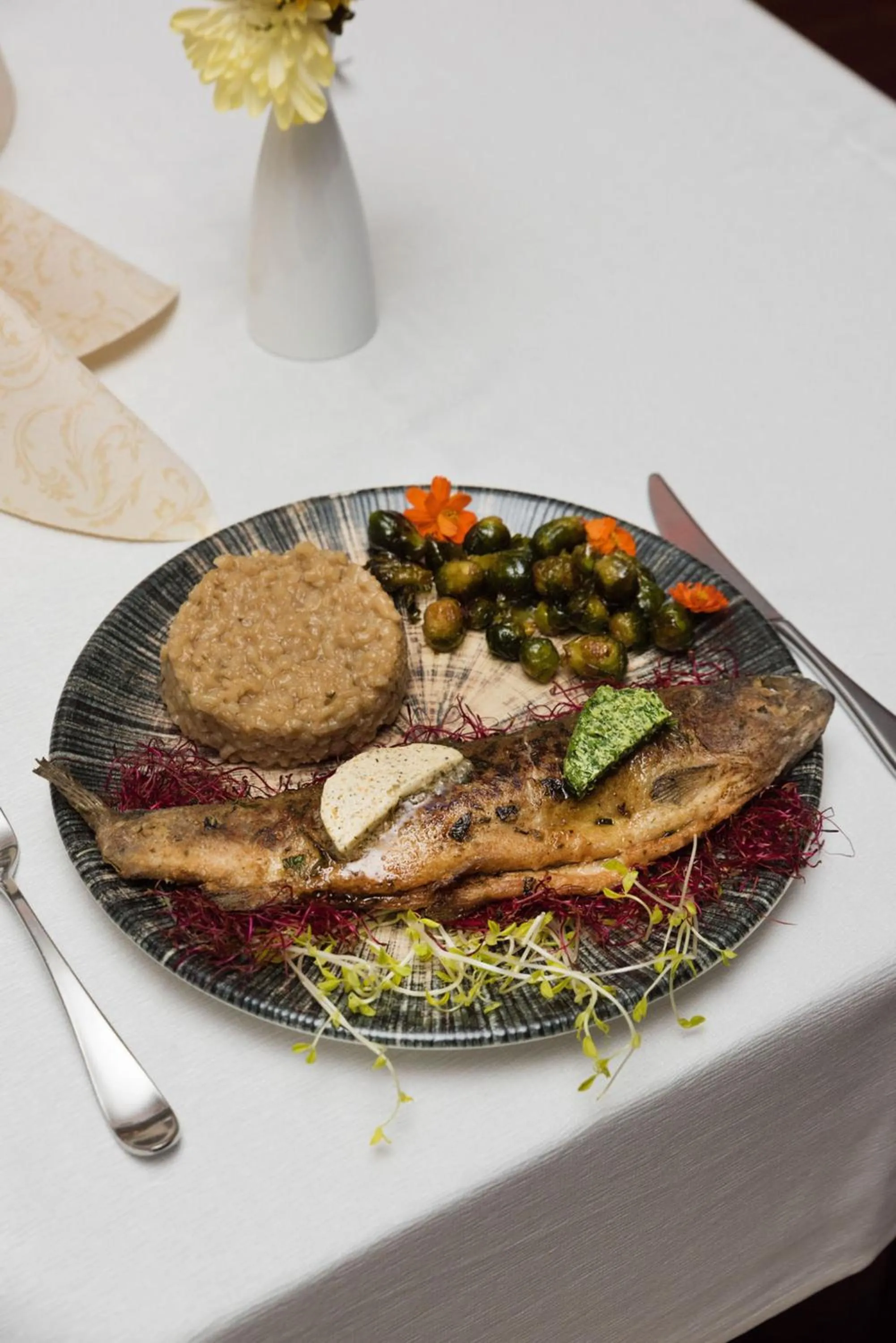 Restaurant/places to eat in Hotel Borowiecki