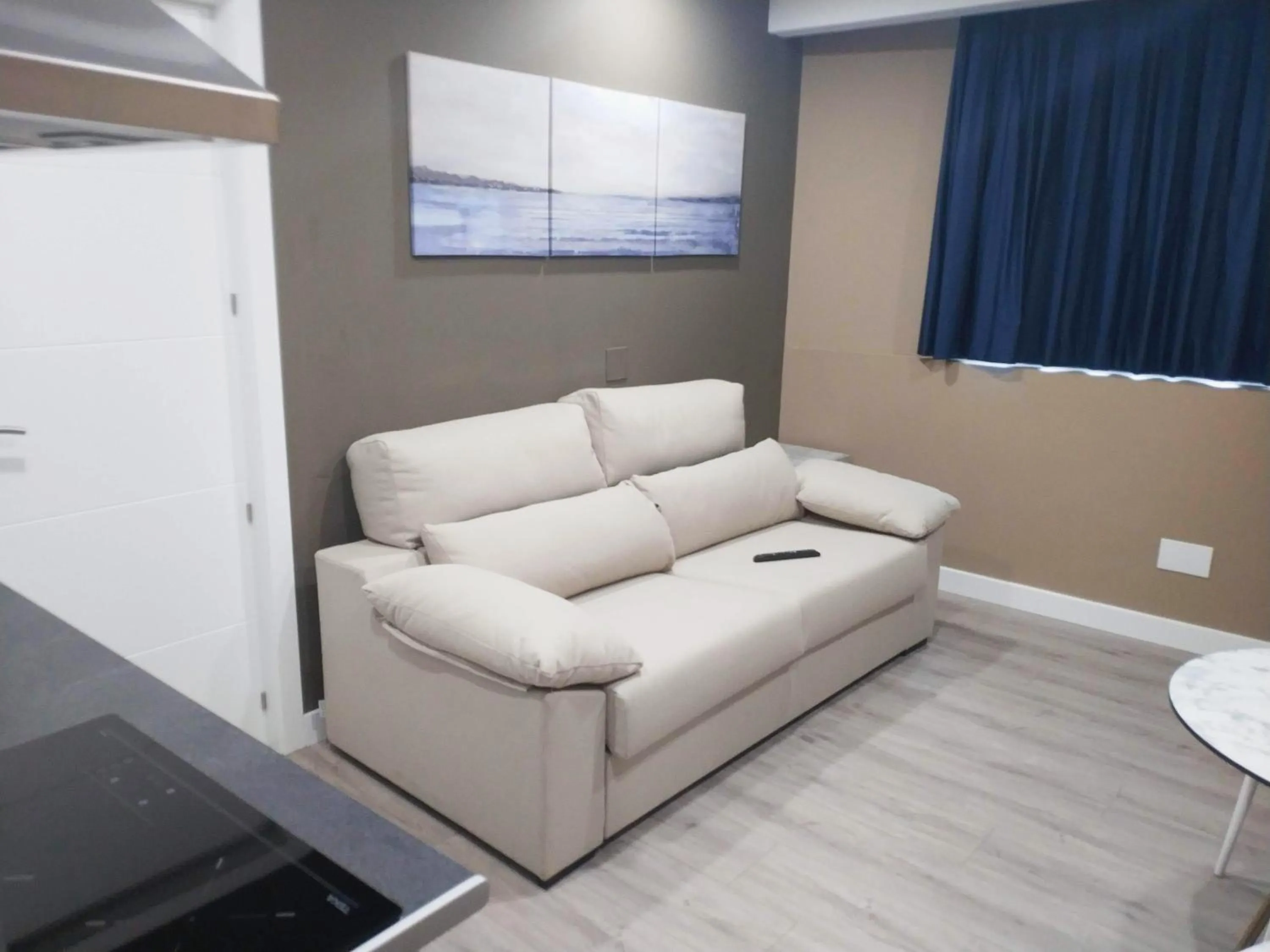 Living room in Apartamentos Hi Apartaments Santander 3000