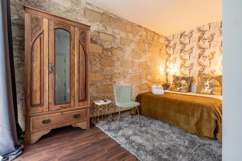 Bed in Catedral Suites Jerez