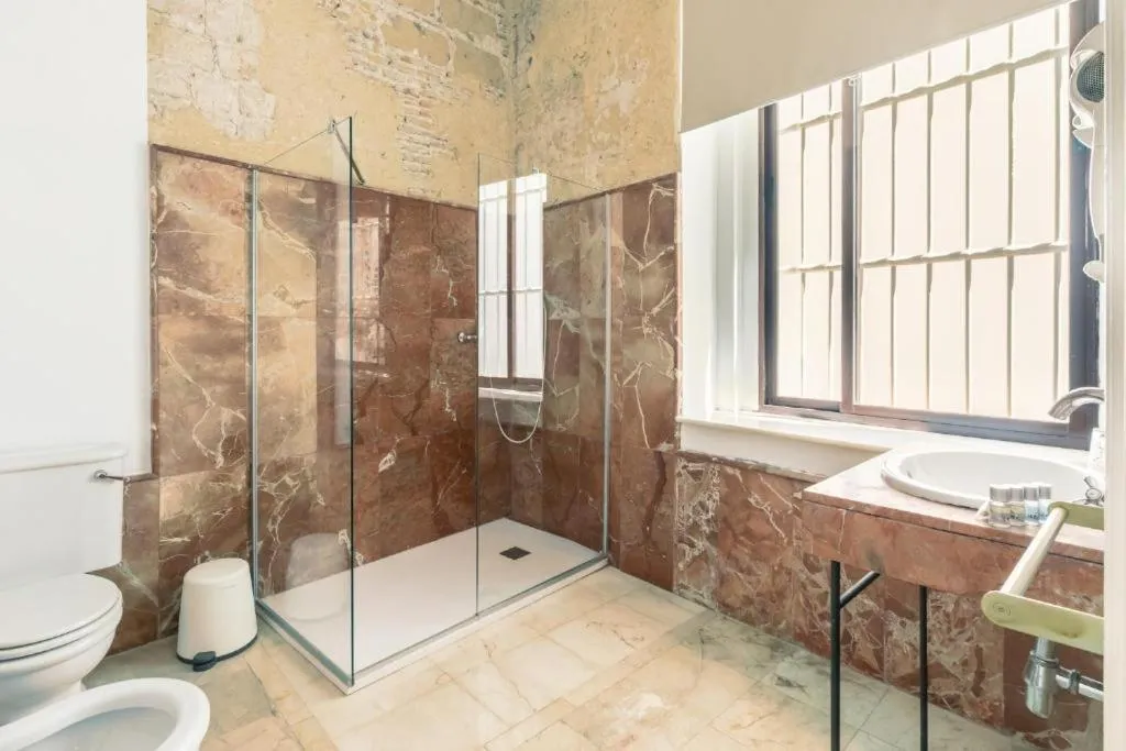 Bathroom in Catedral Suites Jerez
