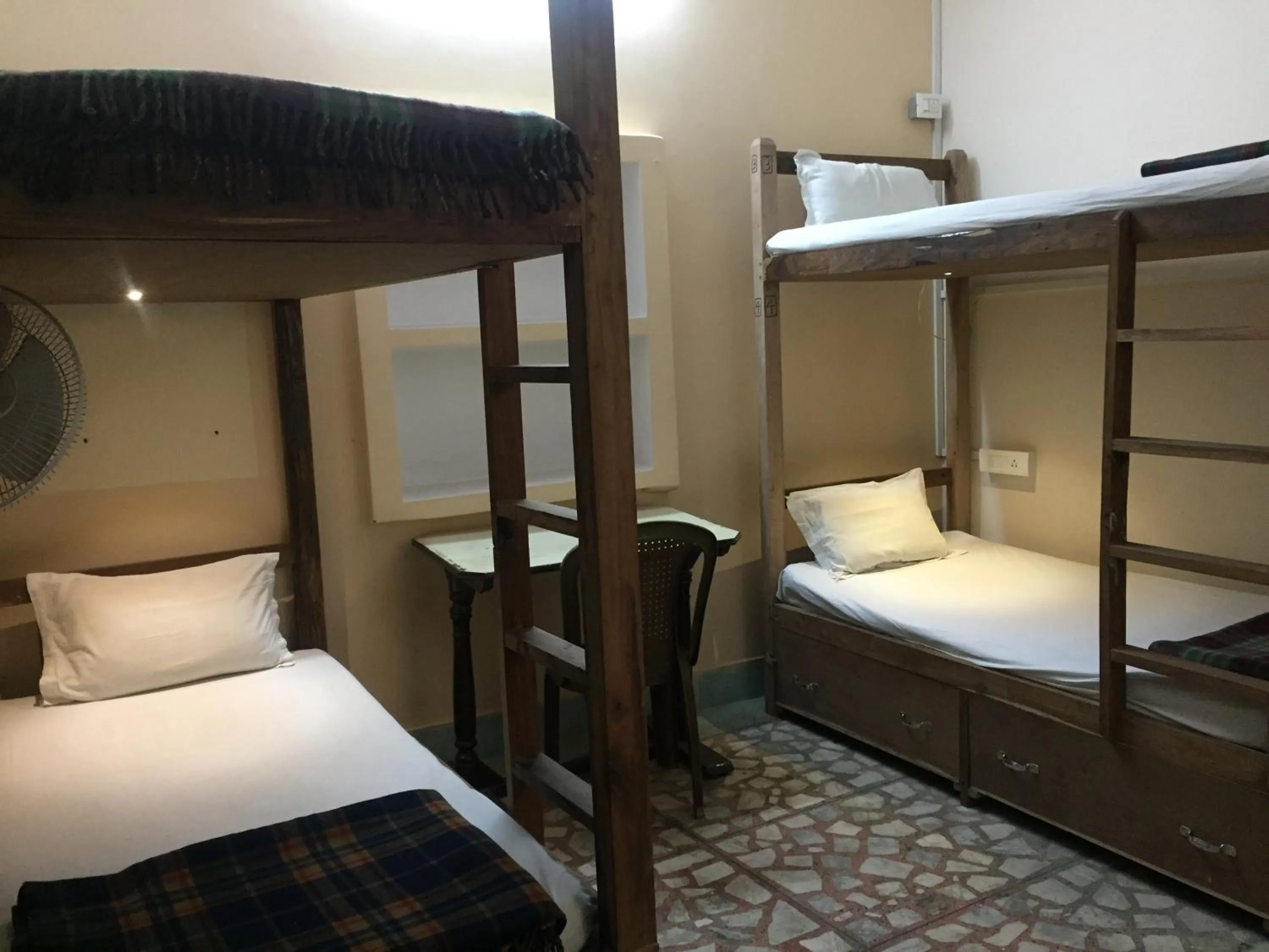 bunk bed, Bed in Baba Guest House