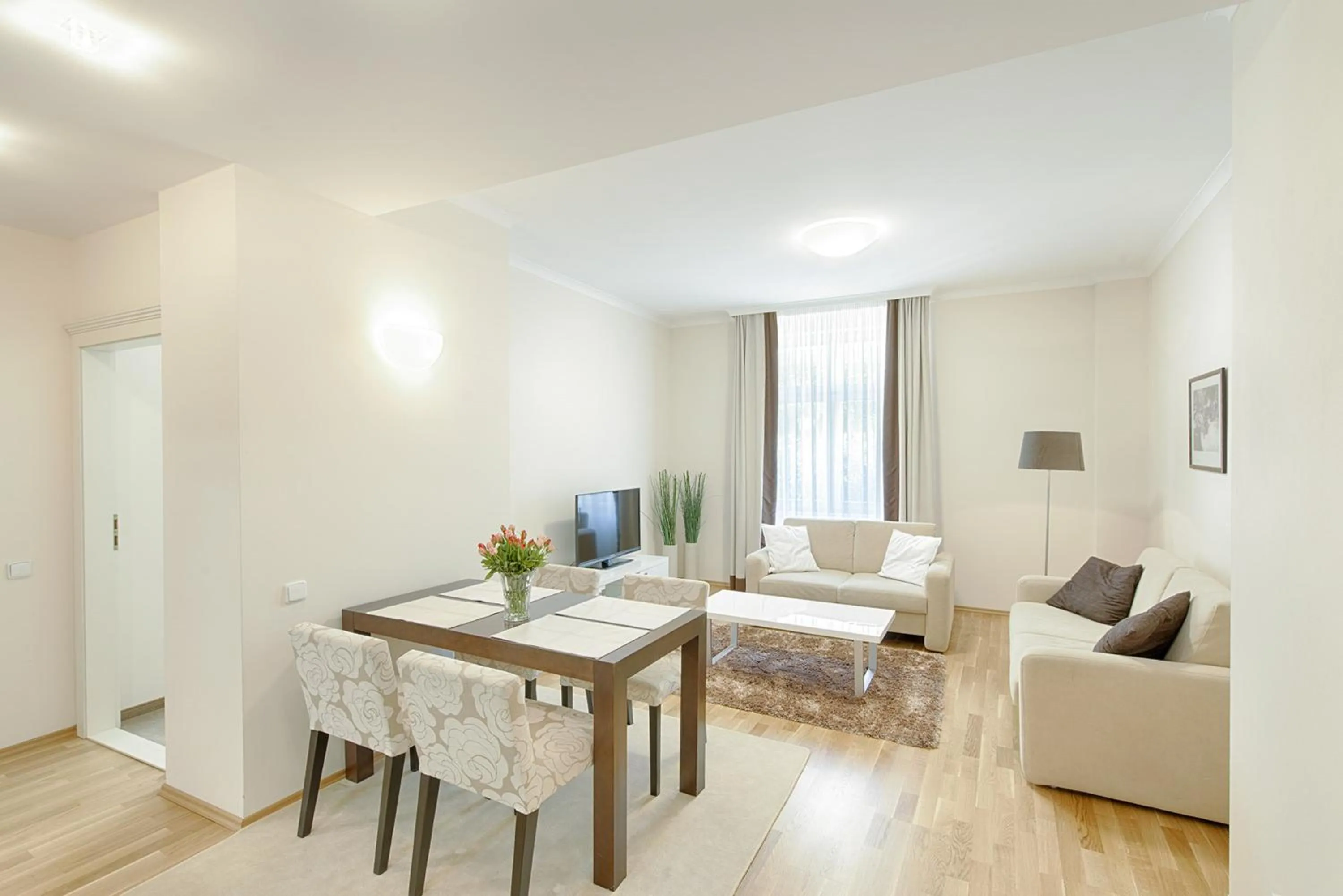 Seating area in Hotel Embassy