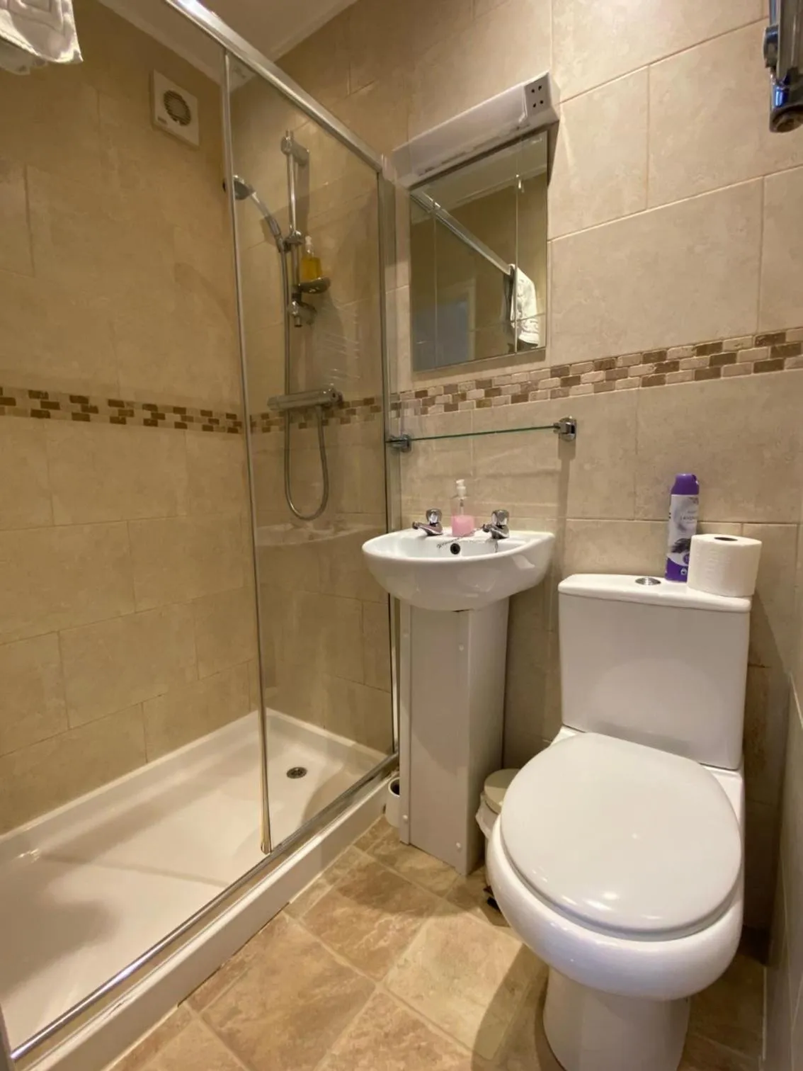 Shower in Number 34 Bed and Breakfast York