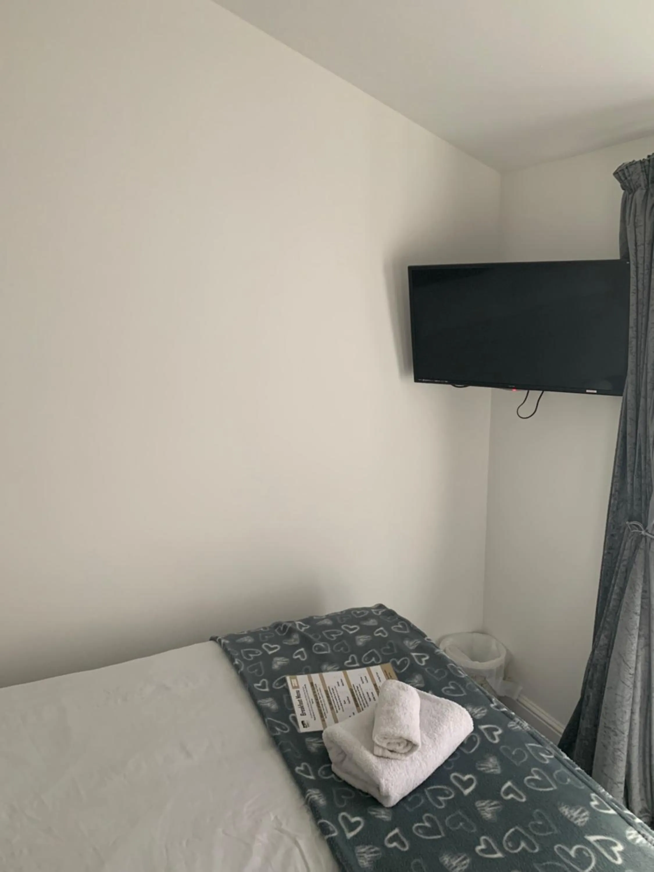 Bed in Number 34 Bed and Breakfast York