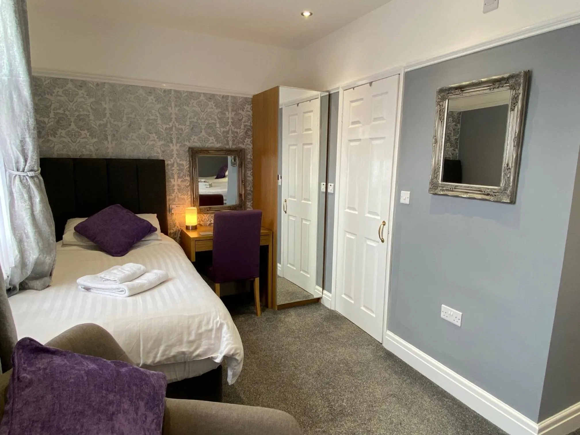 Bed in Number 34 Bed and Breakfast York