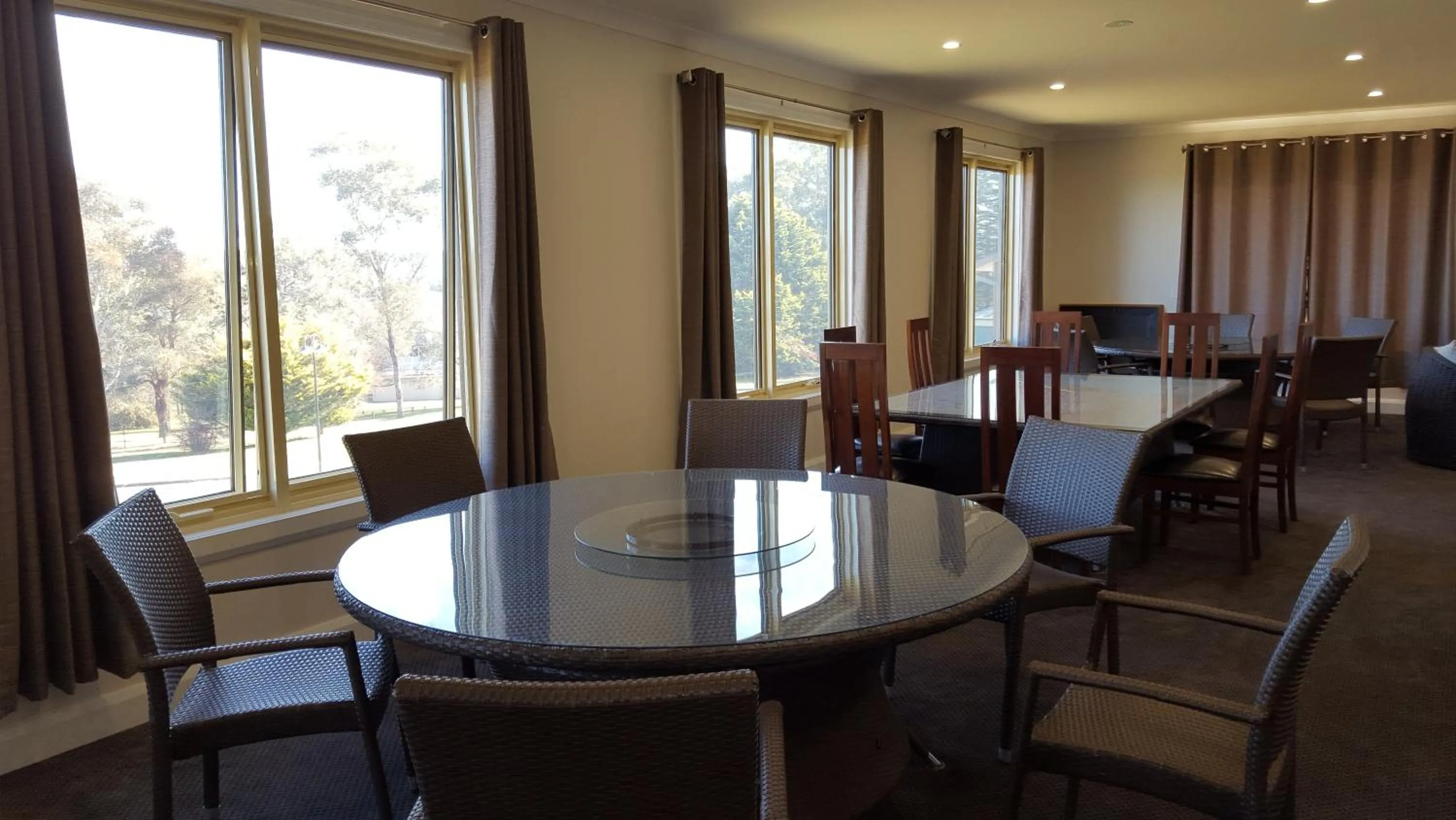 Food and drinks in Bathurst Gold Panner