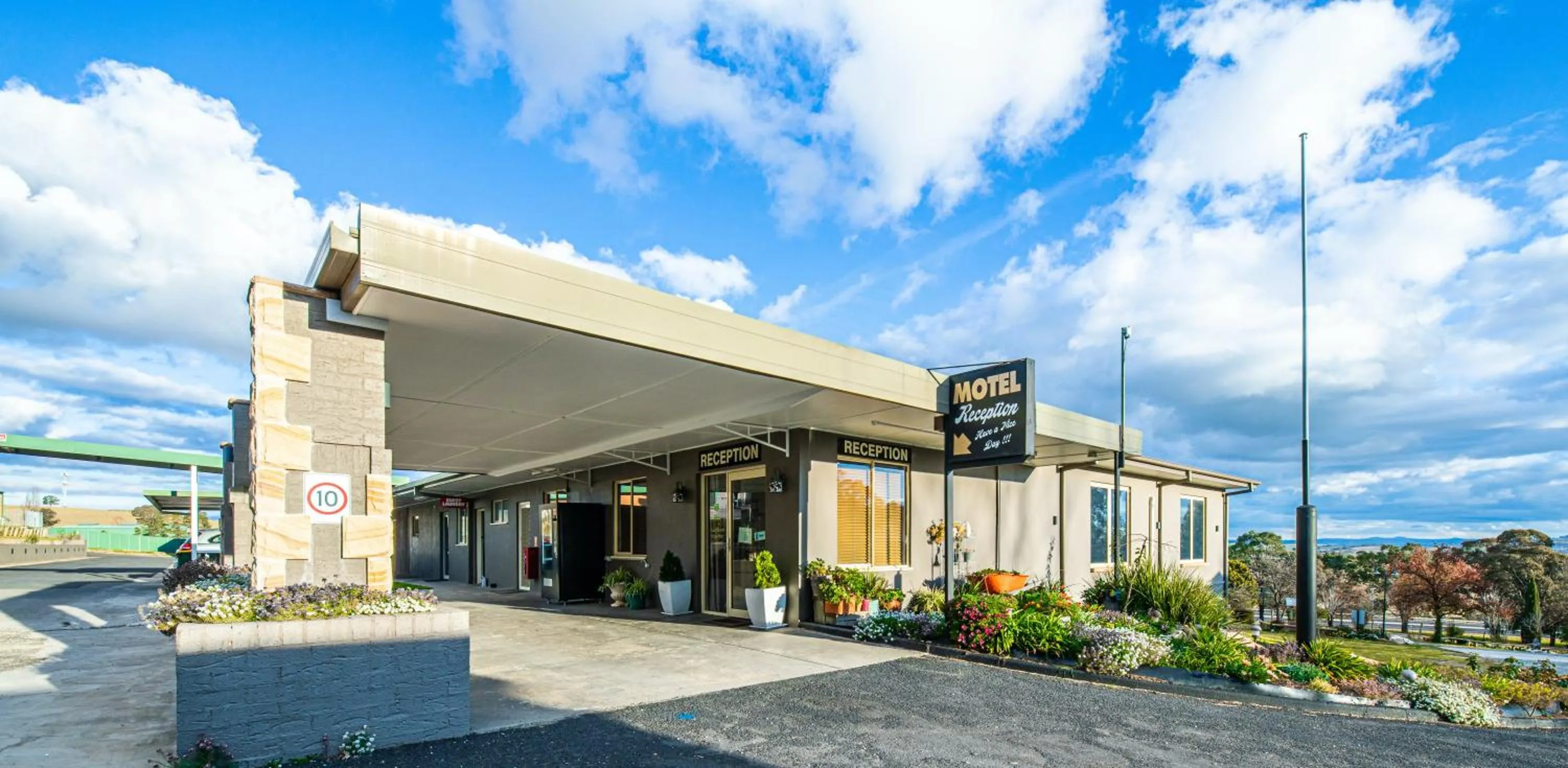 Property building in Bathurst Gold Panner