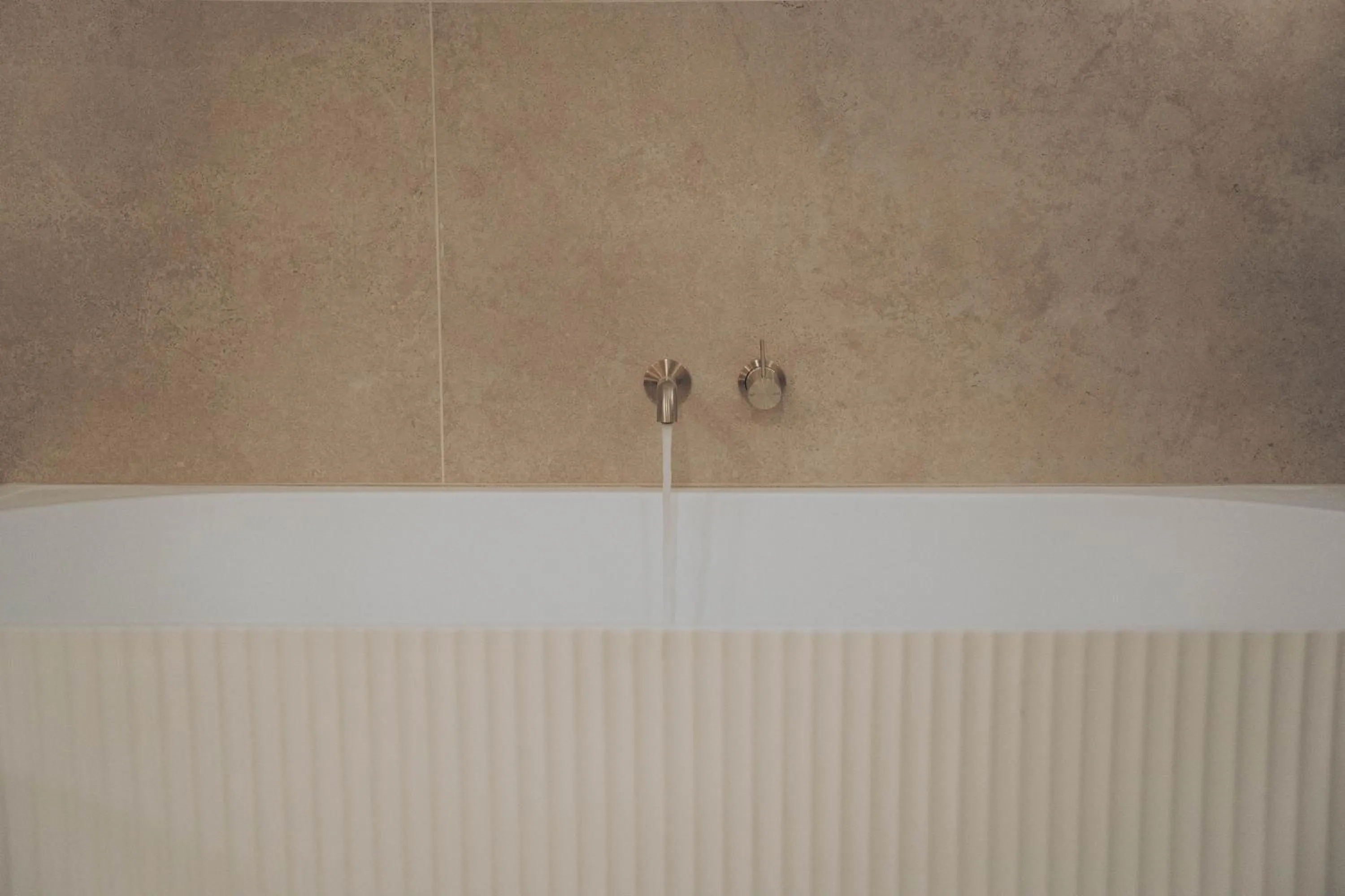 Bath in Risby Cove Boutique Hotel