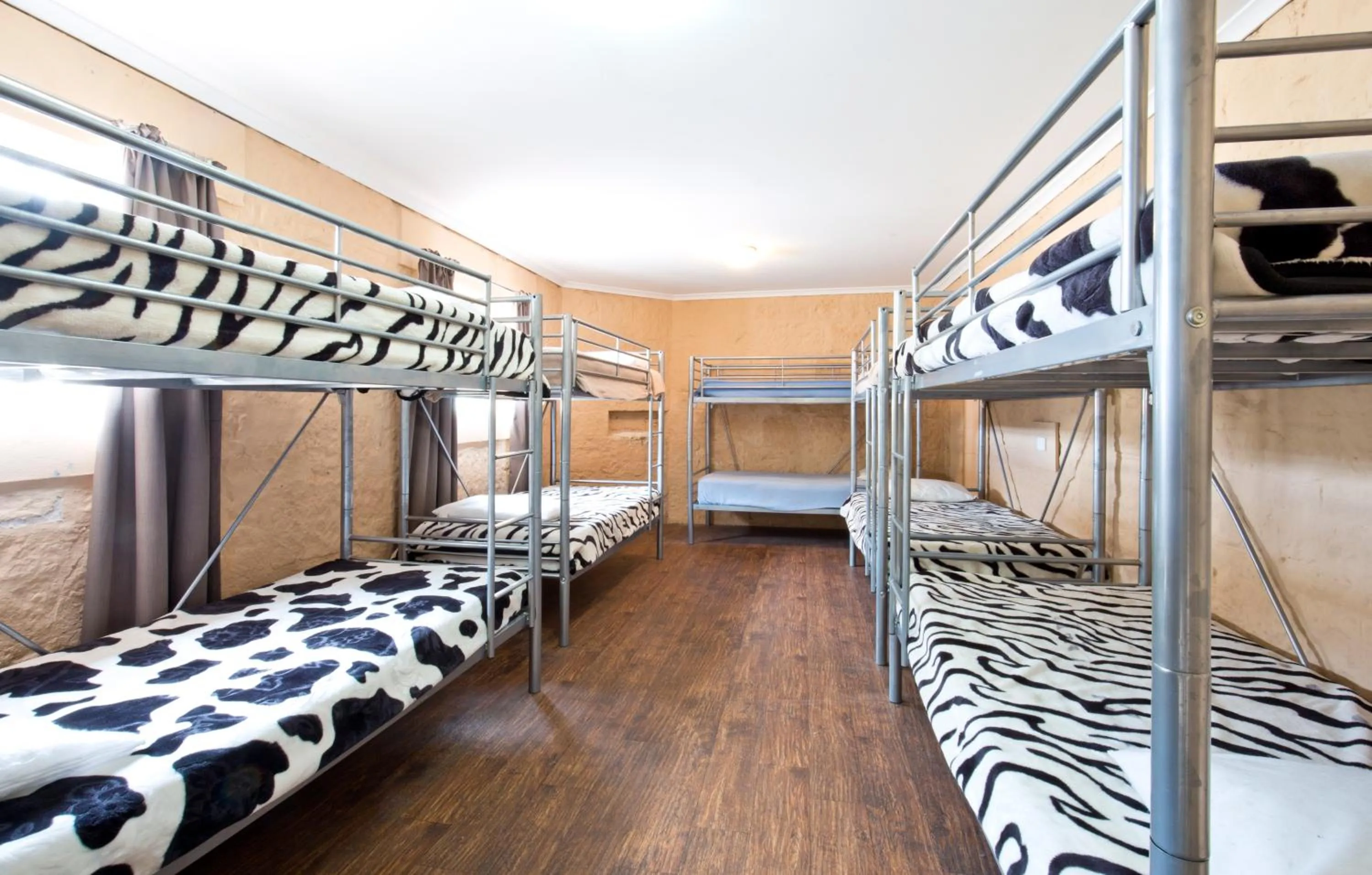bunk bed, Bed in The Old Mount Gambier Gaol