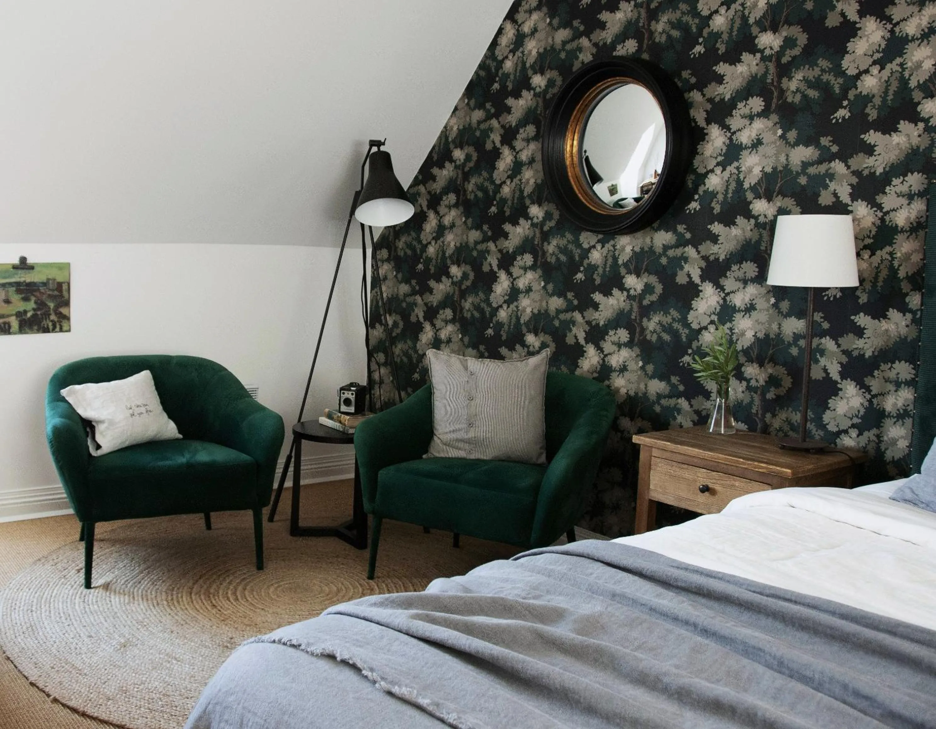 Bed in Ship Inn Stanley