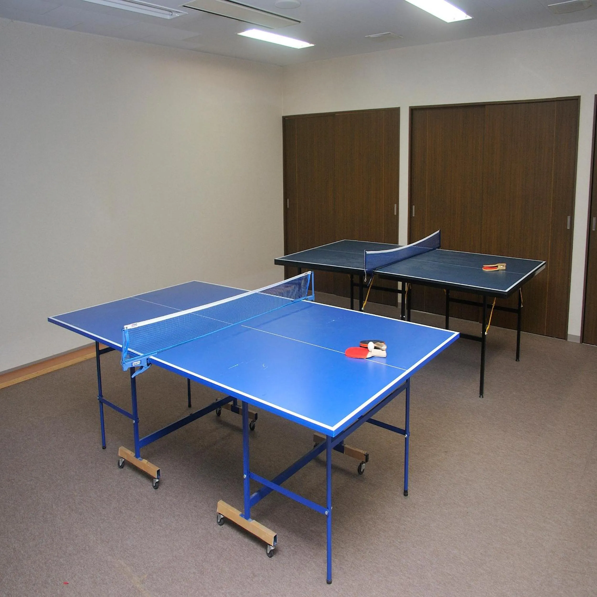 Table tennis in Yumoto Ginsenkaku
