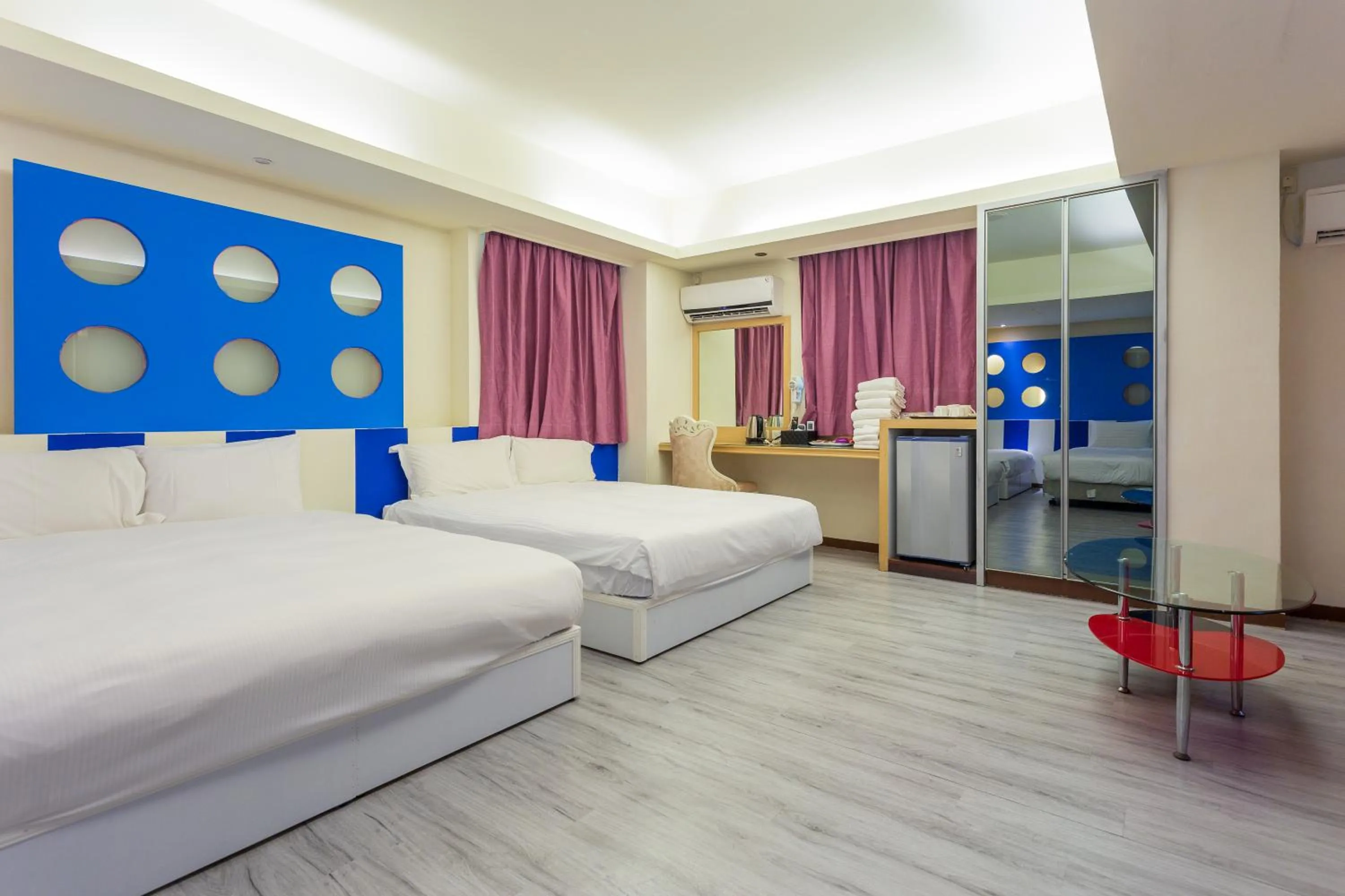 Photo of the whole room, Bed in Newrise Hotel