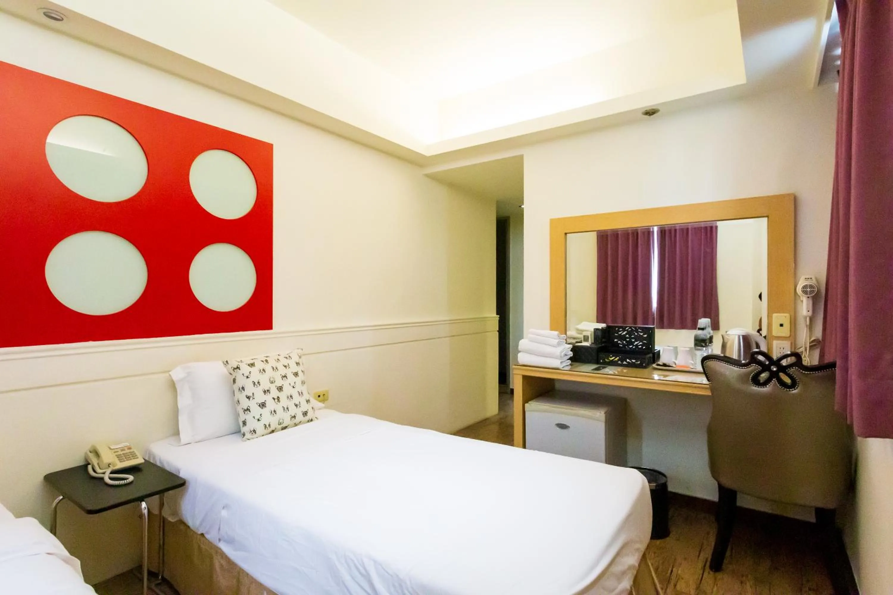 Photo of the whole room, Bed in Newrise Hotel