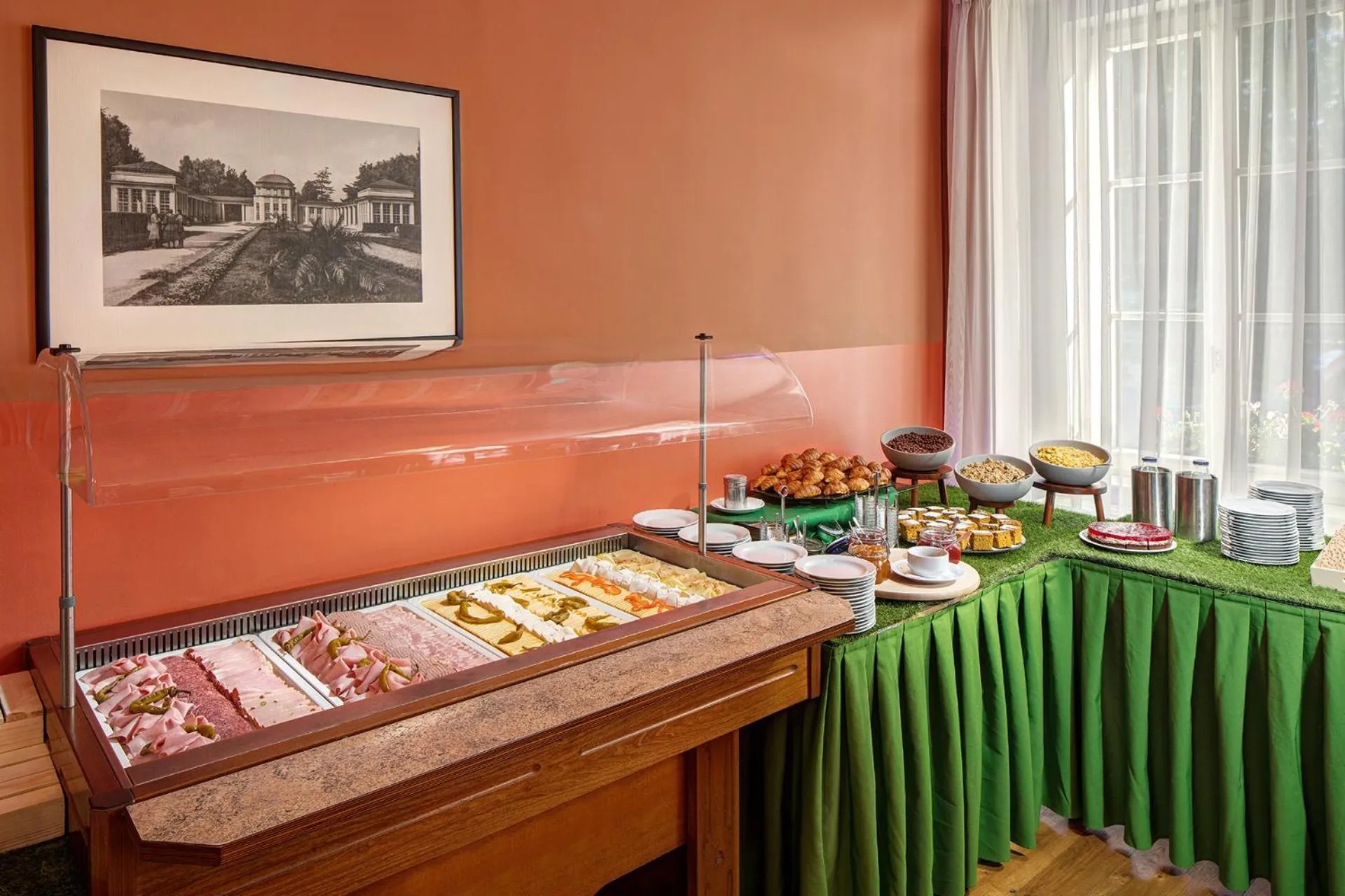 Restaurant/places to eat in Badenia Hotel Praha