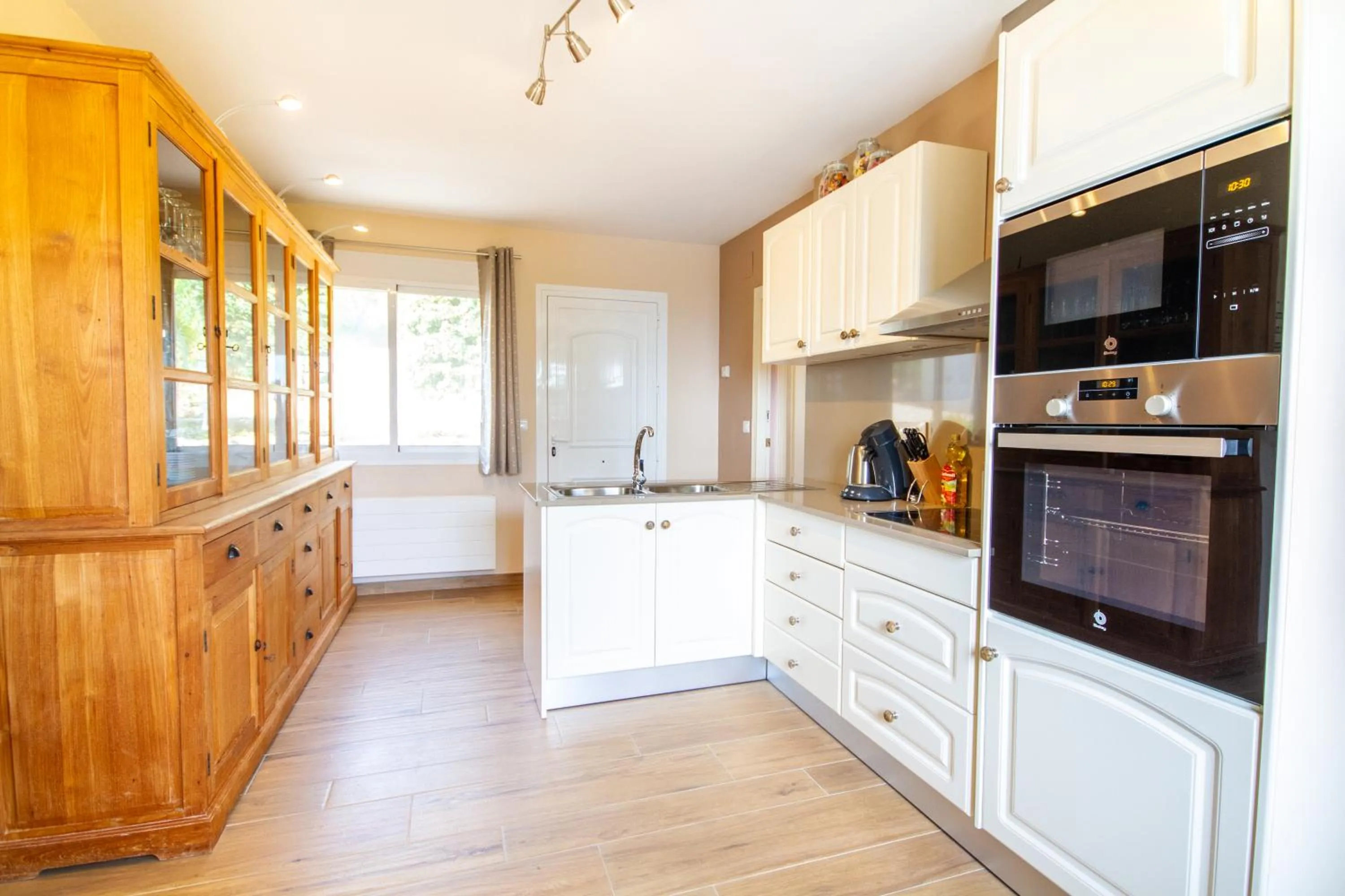 Kitchen or kitchenette in Casa Lennisa