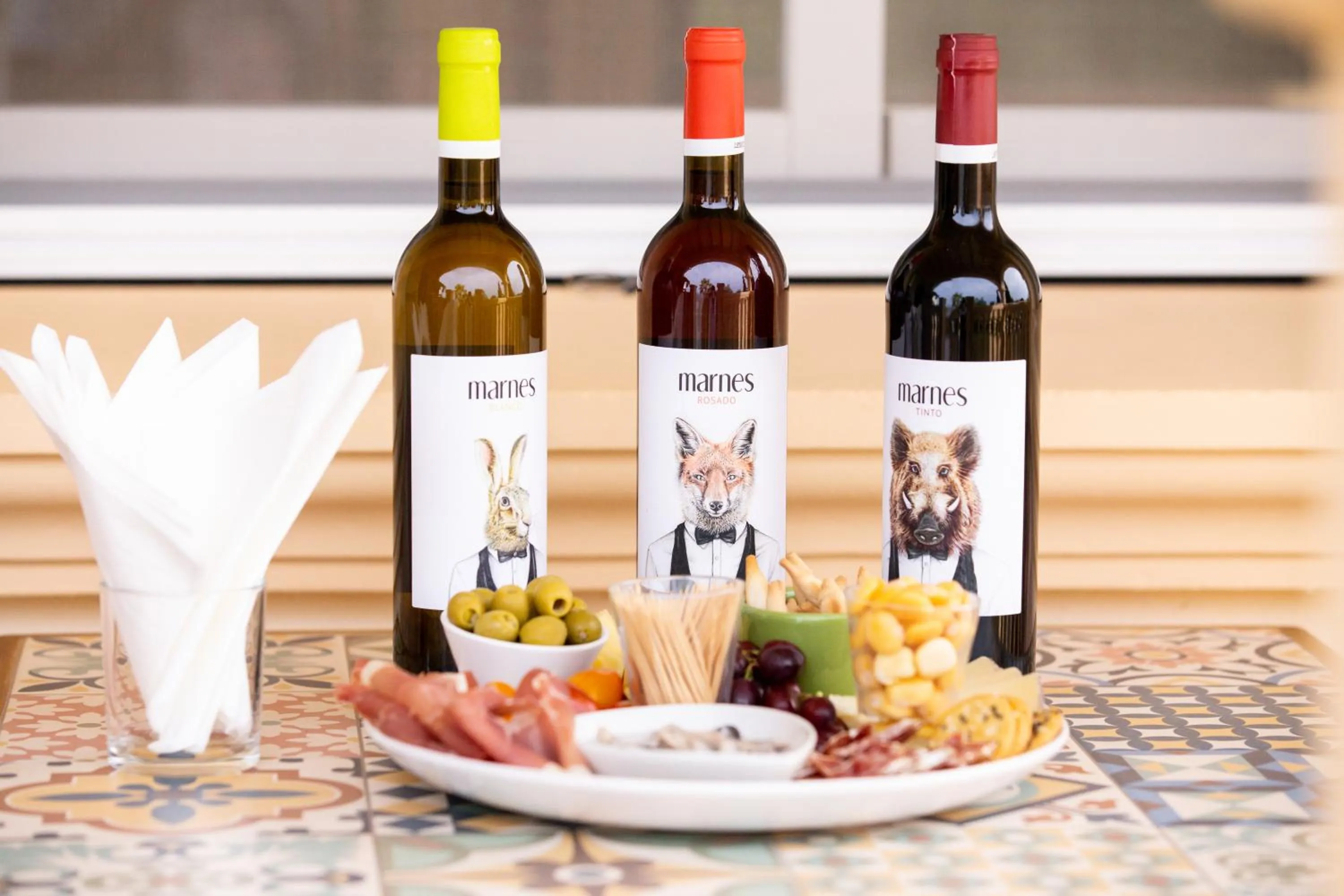 Drinks in Casa Lennisa