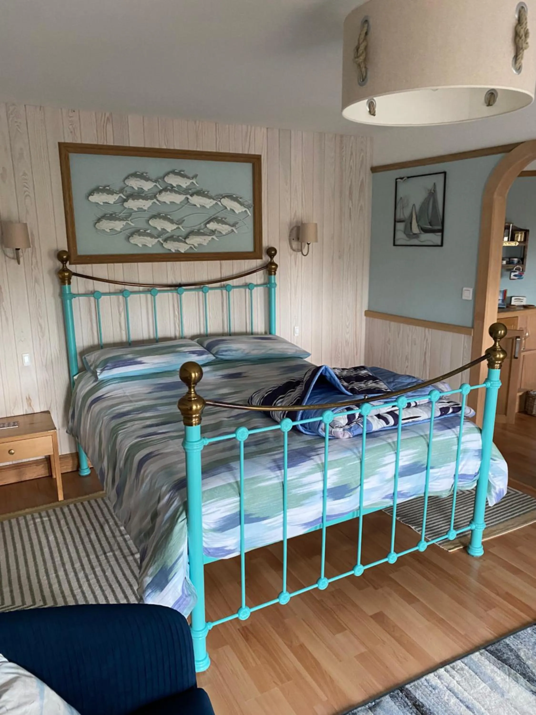 Bed in Rose de la Mer