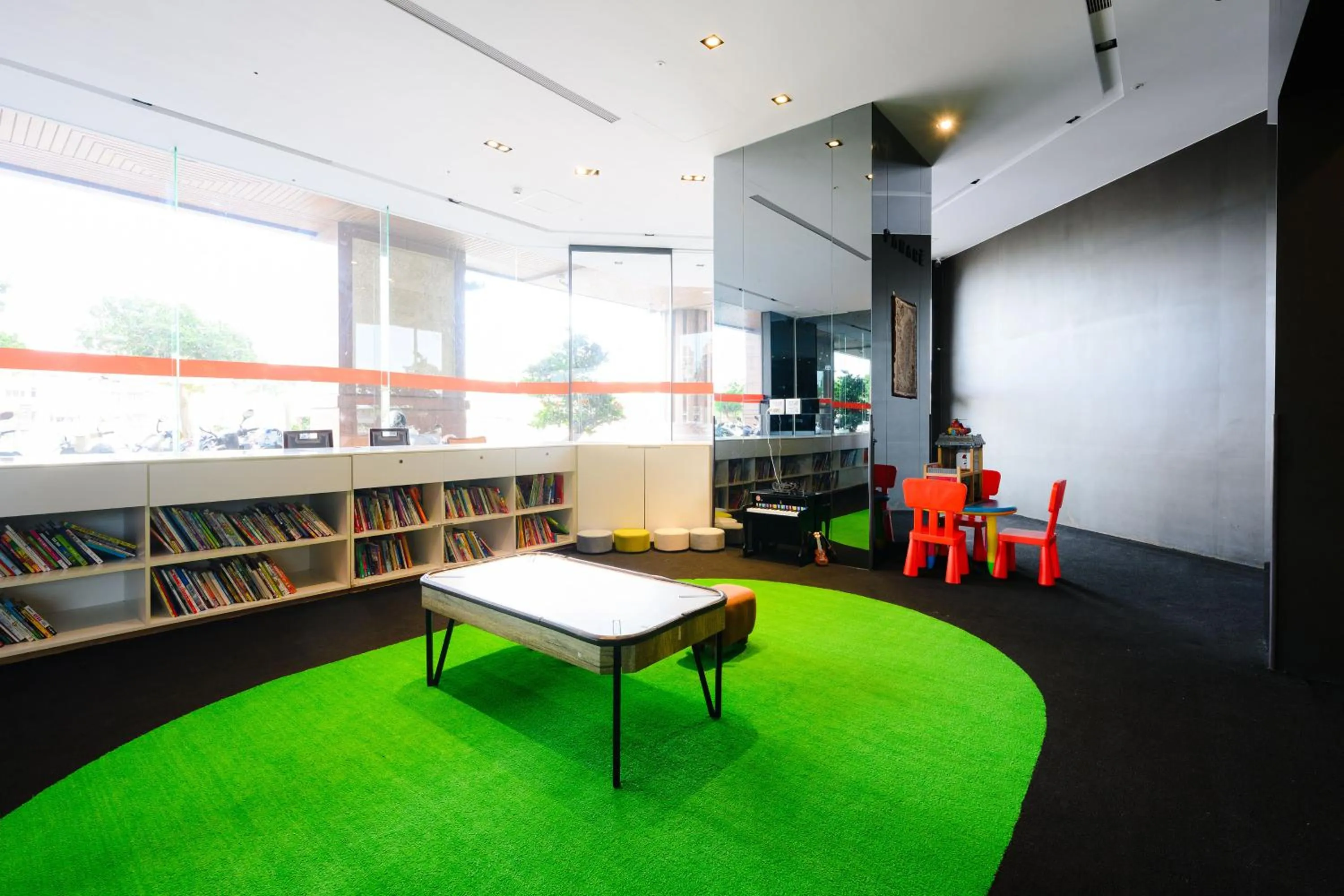 Children play ground in Wei-Yat Grand Hotel