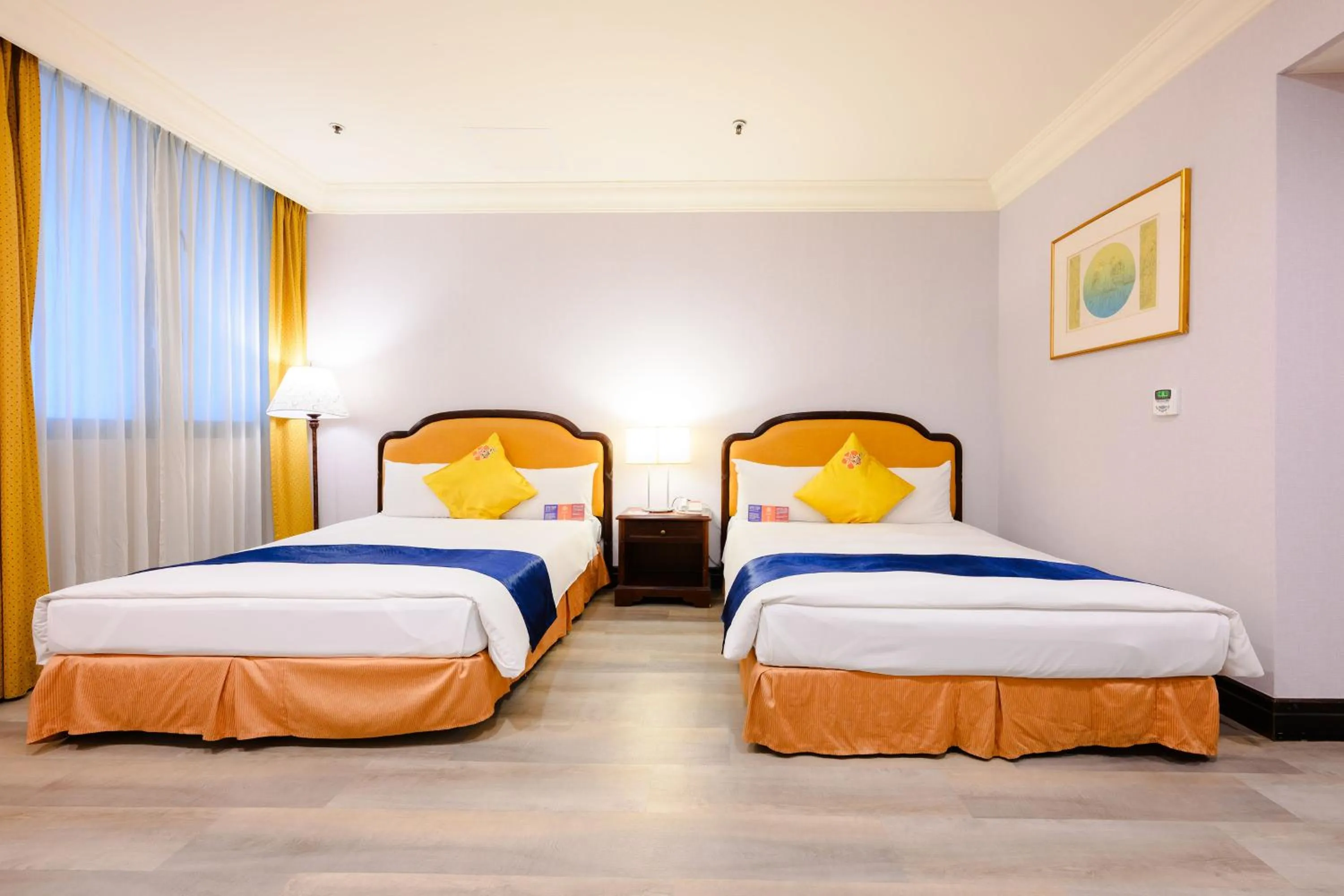 People, Bed in Wei-Yat Grand Hotel