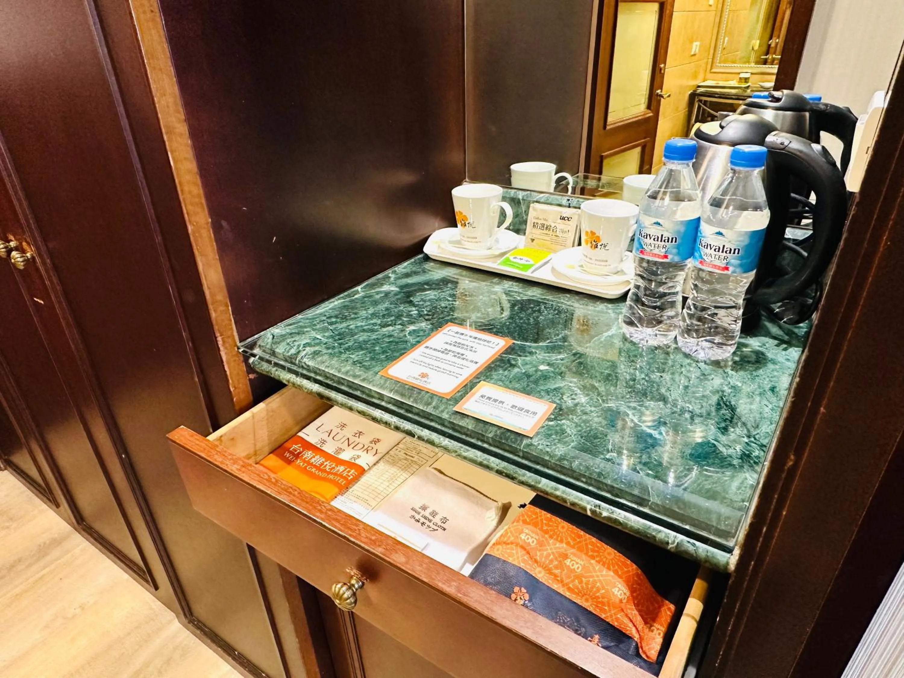 Drinks in Wei-Yat Grand Hotel