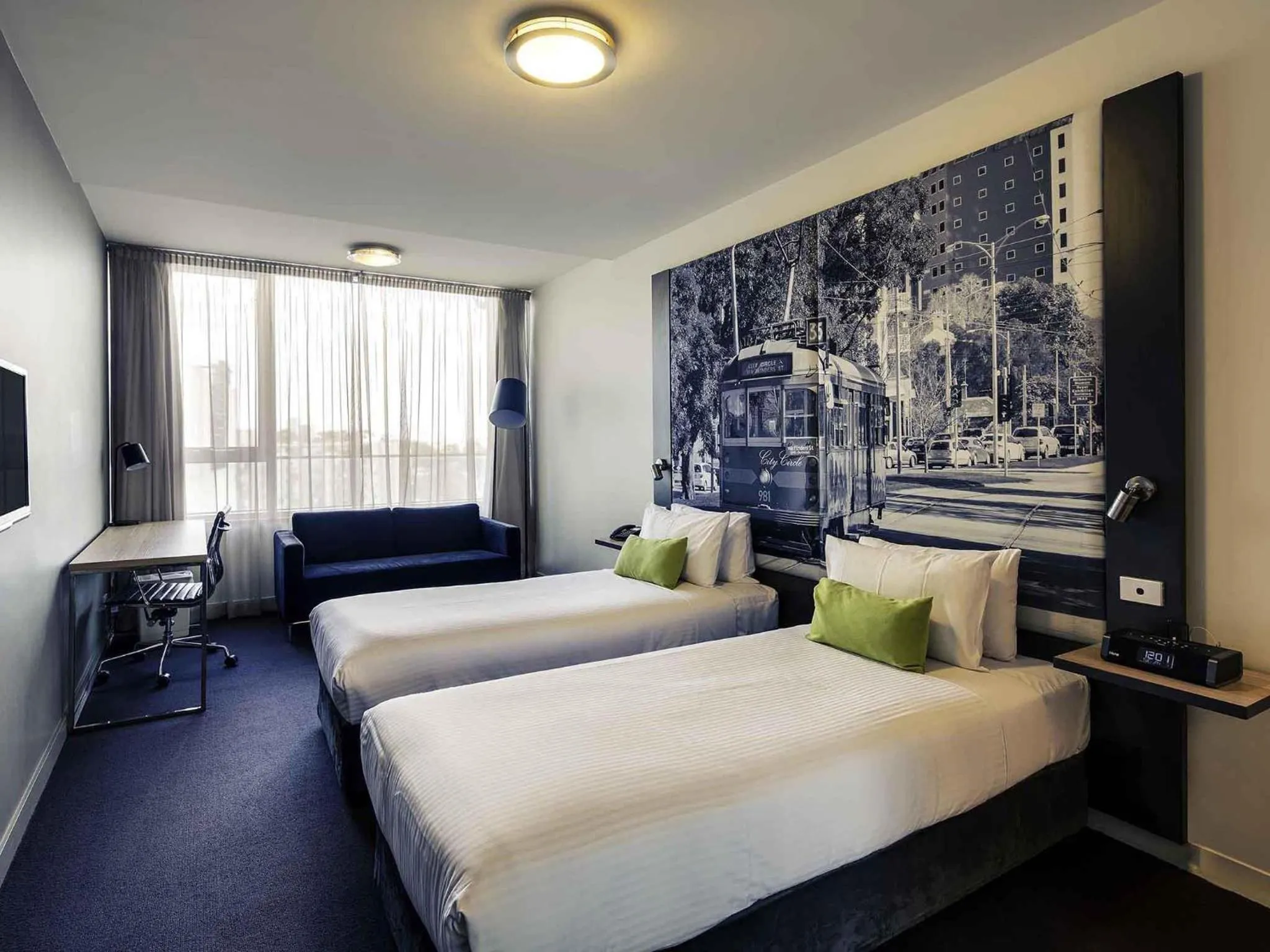 Bedroom, Bed in Mercure Melbourne Therry Street