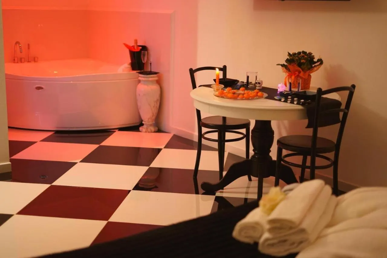 Alchimia Luxury Suites