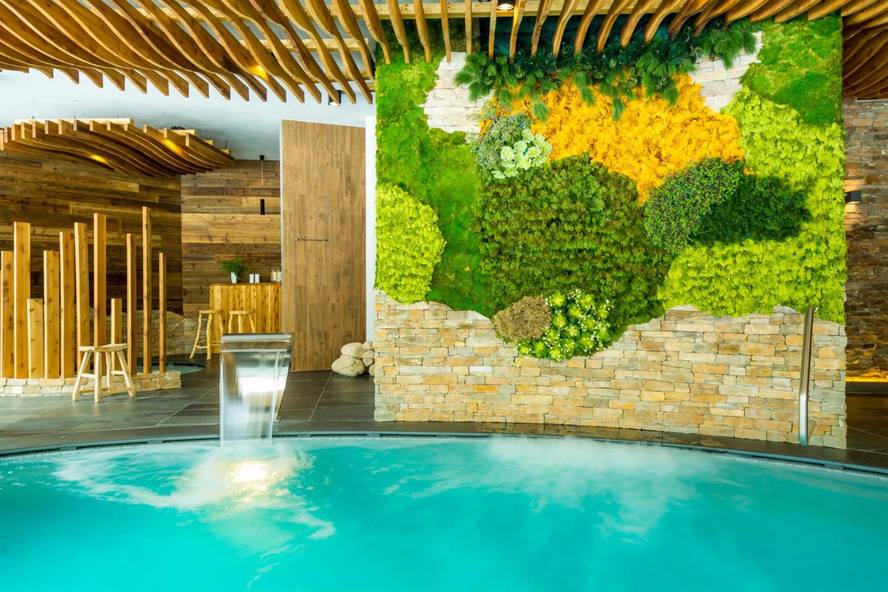 Swimming pool in Hotel Olympie