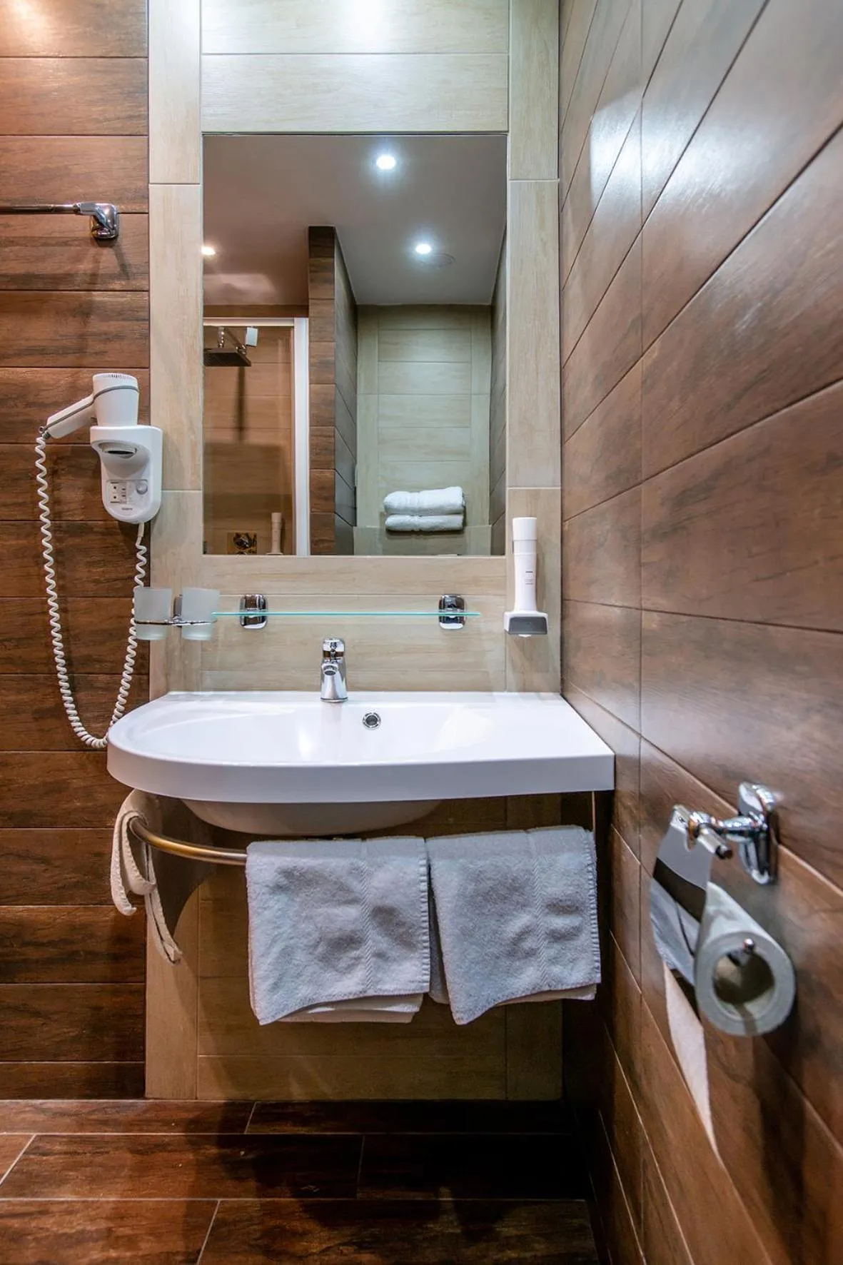 Bathroom in Hotel Olympie