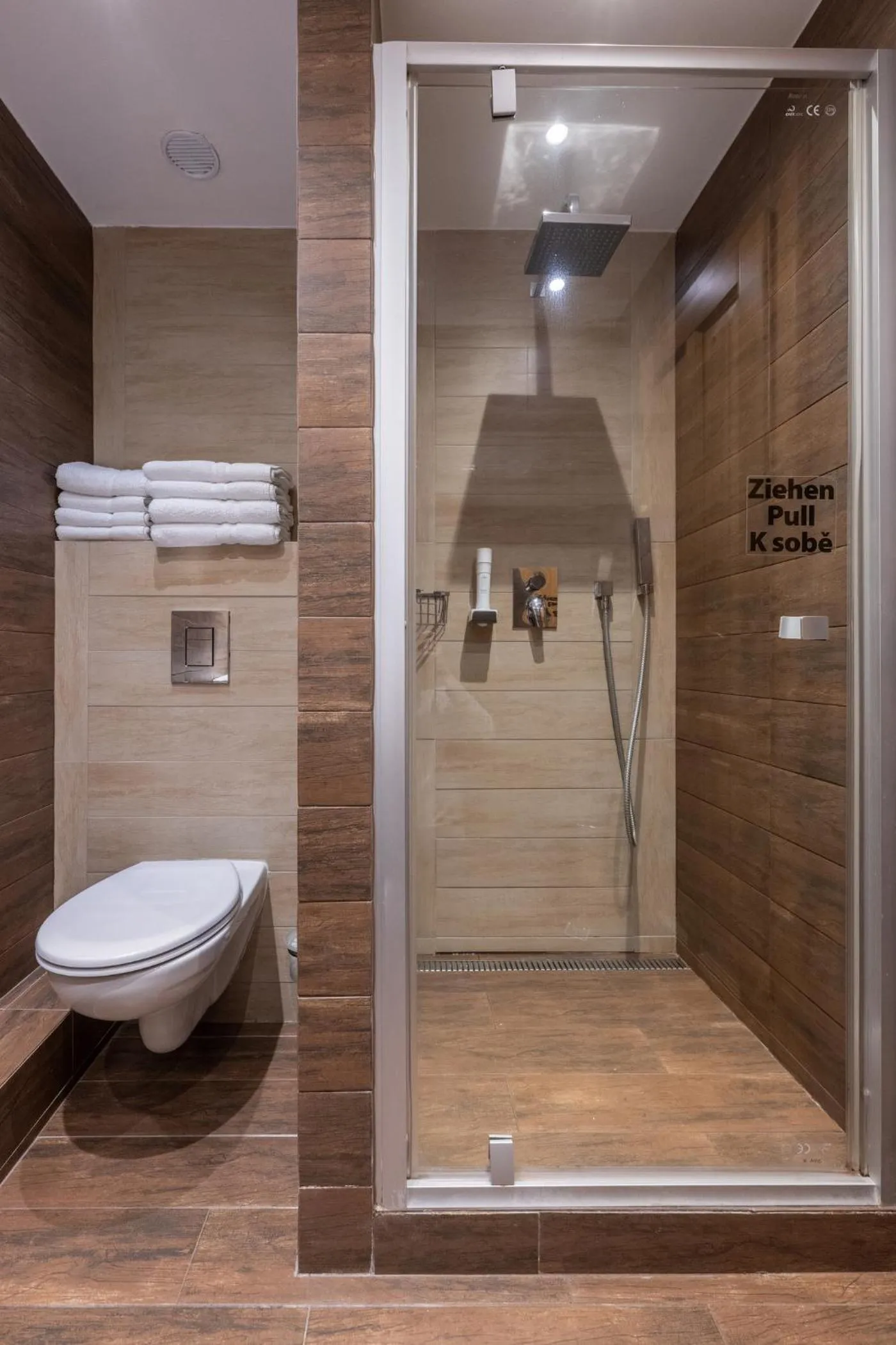 Bathroom in Hotel Olympie