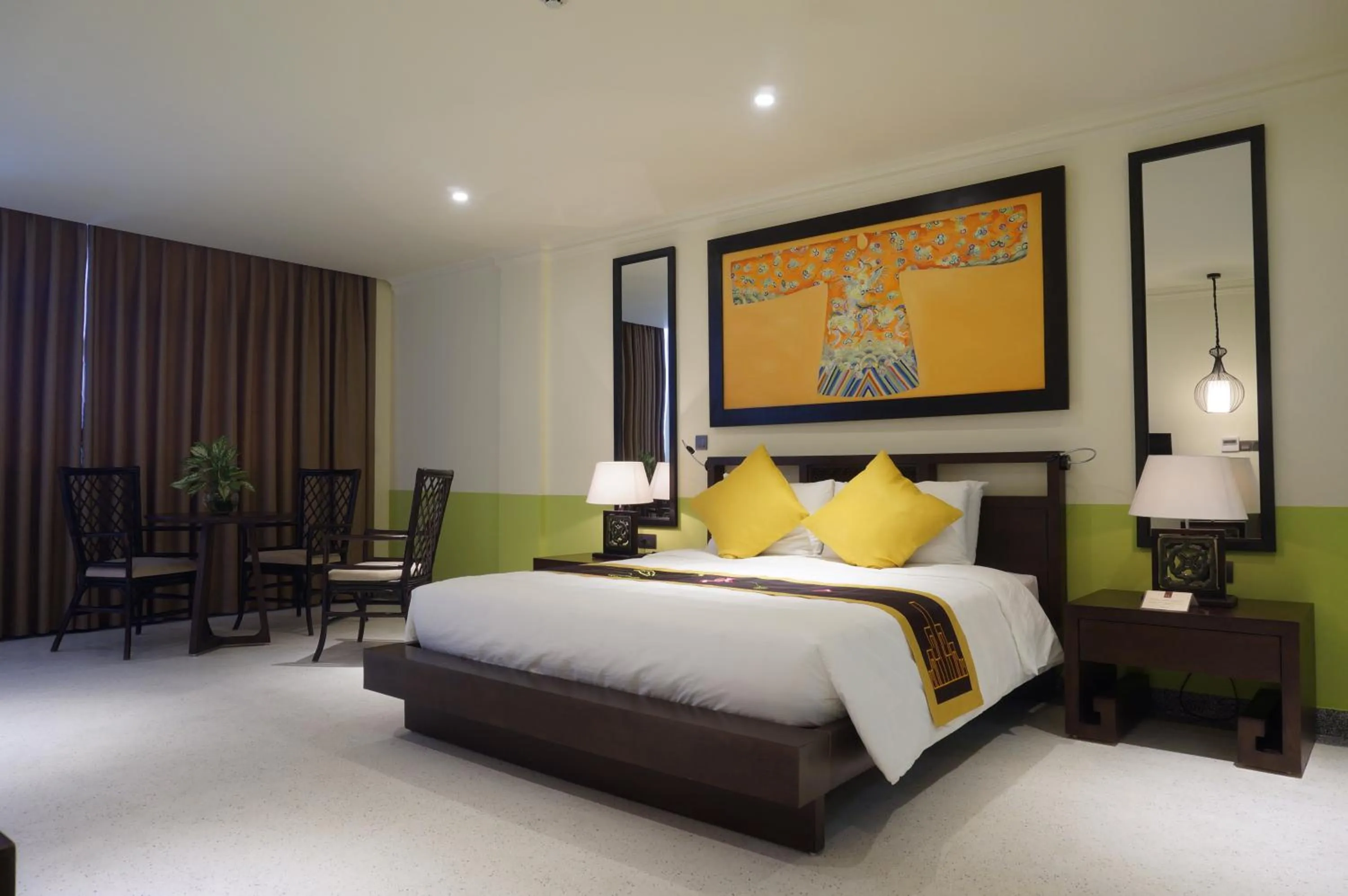 Bedroom, Bed in Villa Hue Hotel