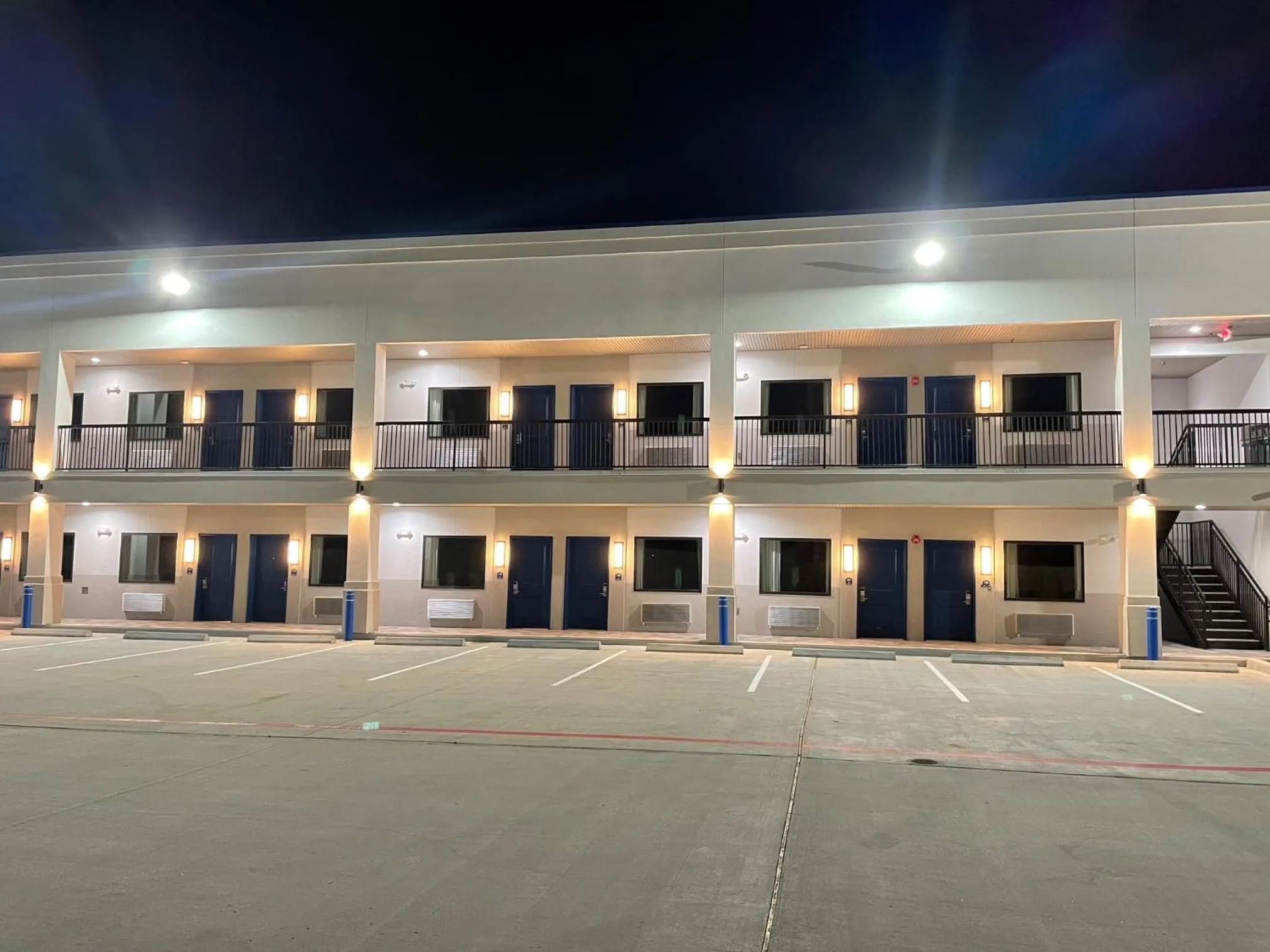 Palace Inn Blue - Garth Rd