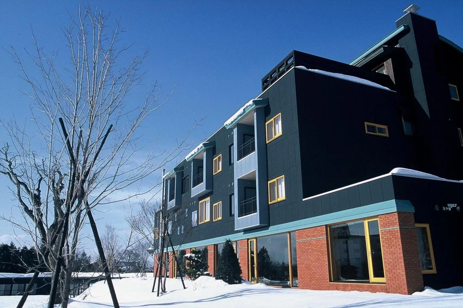 Facade/entrance in Sanyoan